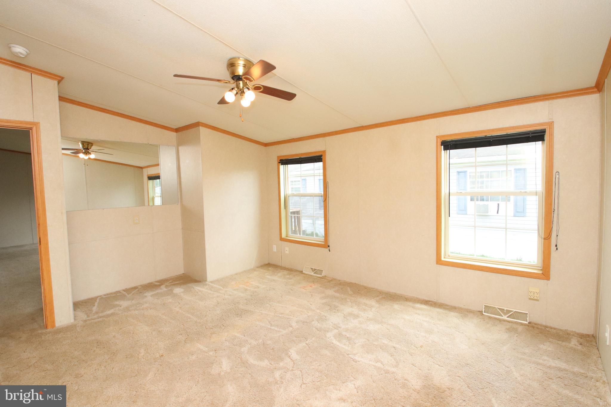 LAKESIDE VILLAGE - Residential