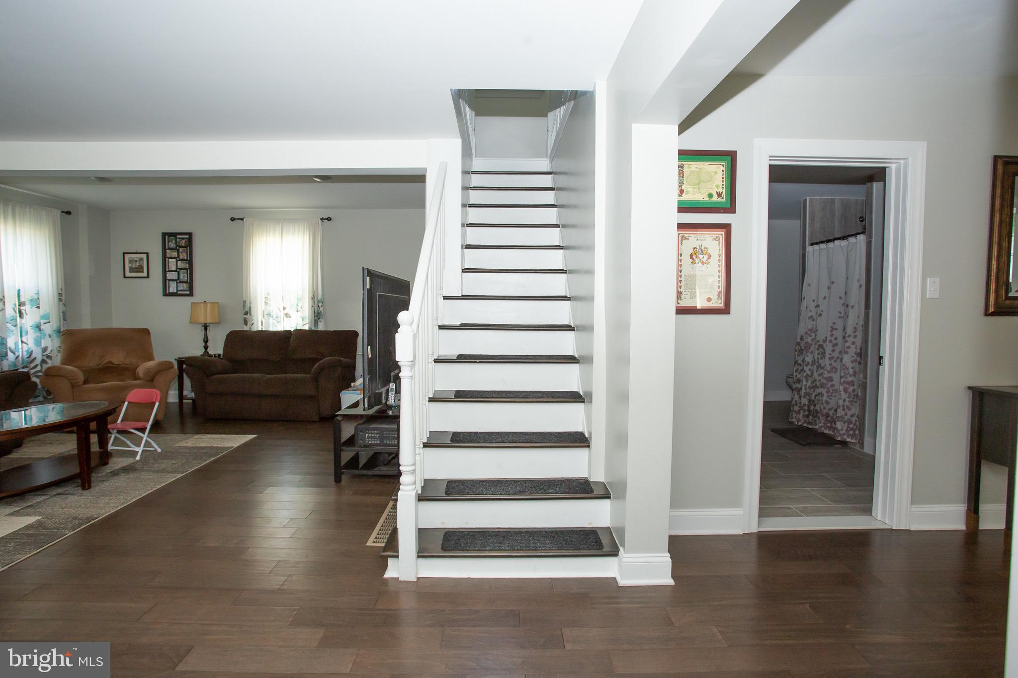 HIGHLAND PINES - Residential