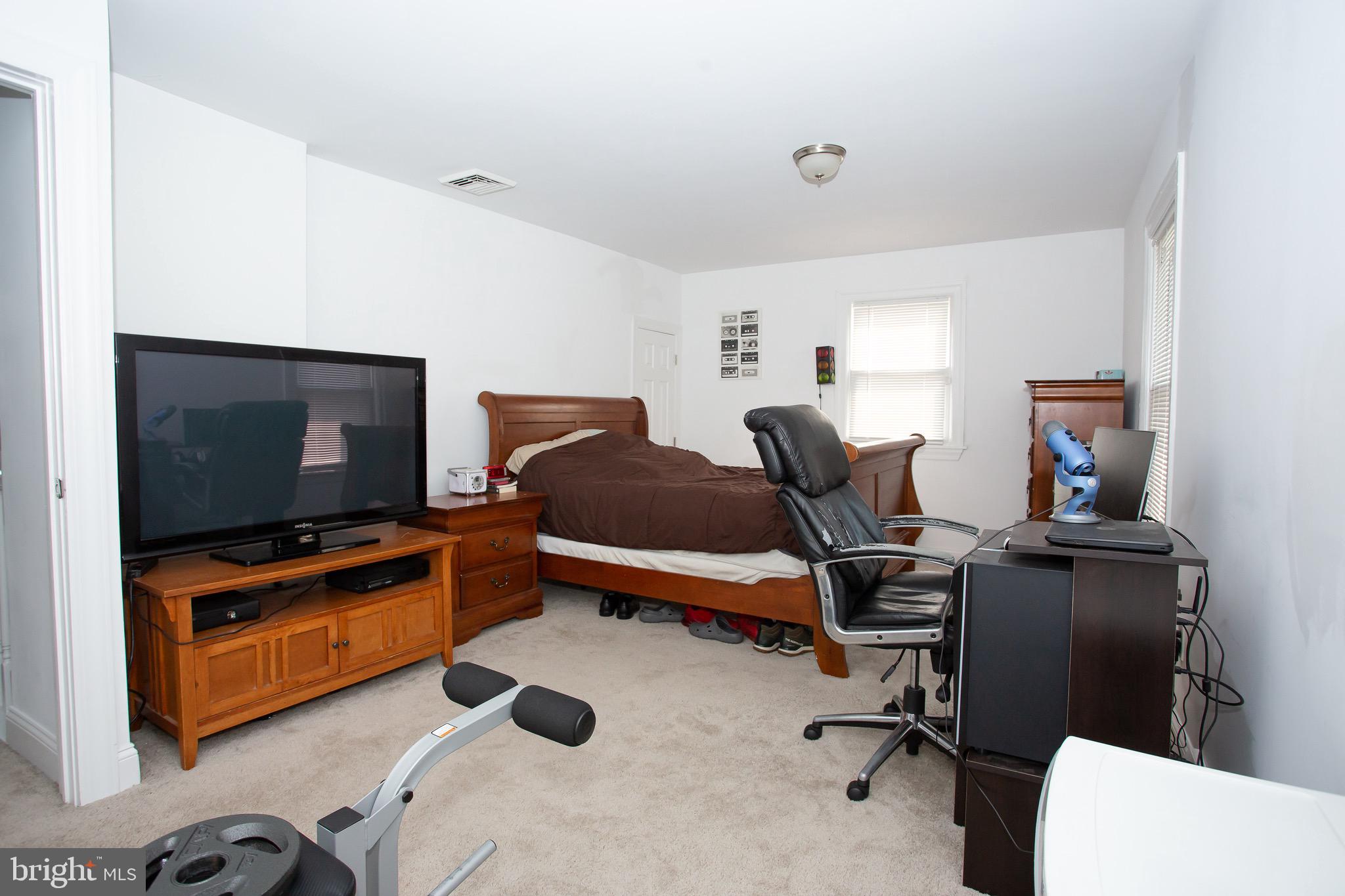 HIGHLAND PINES - Residential