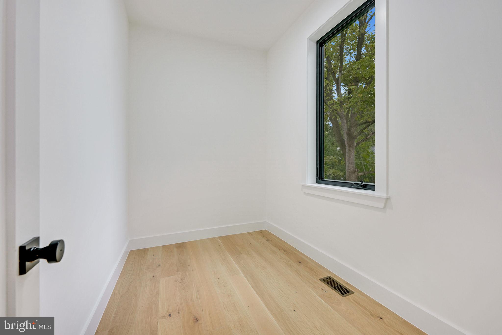 PARKWOOD - Residential