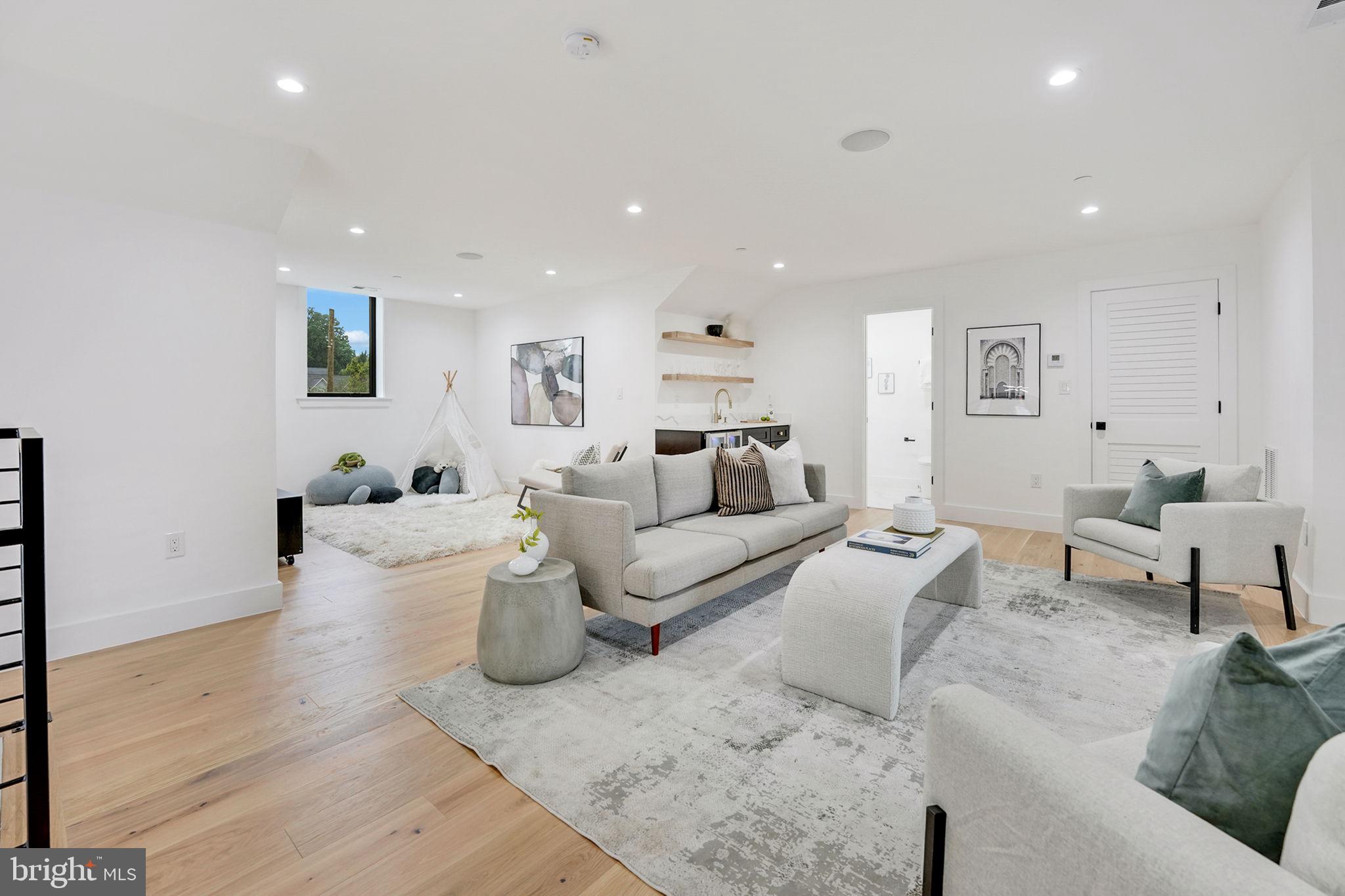 PARKWOOD - Residential