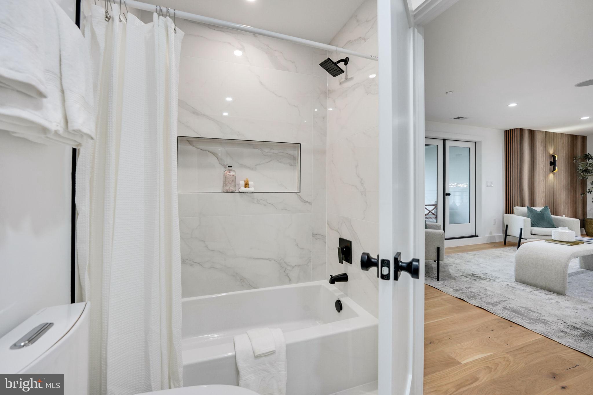 PARKWOOD - Residential