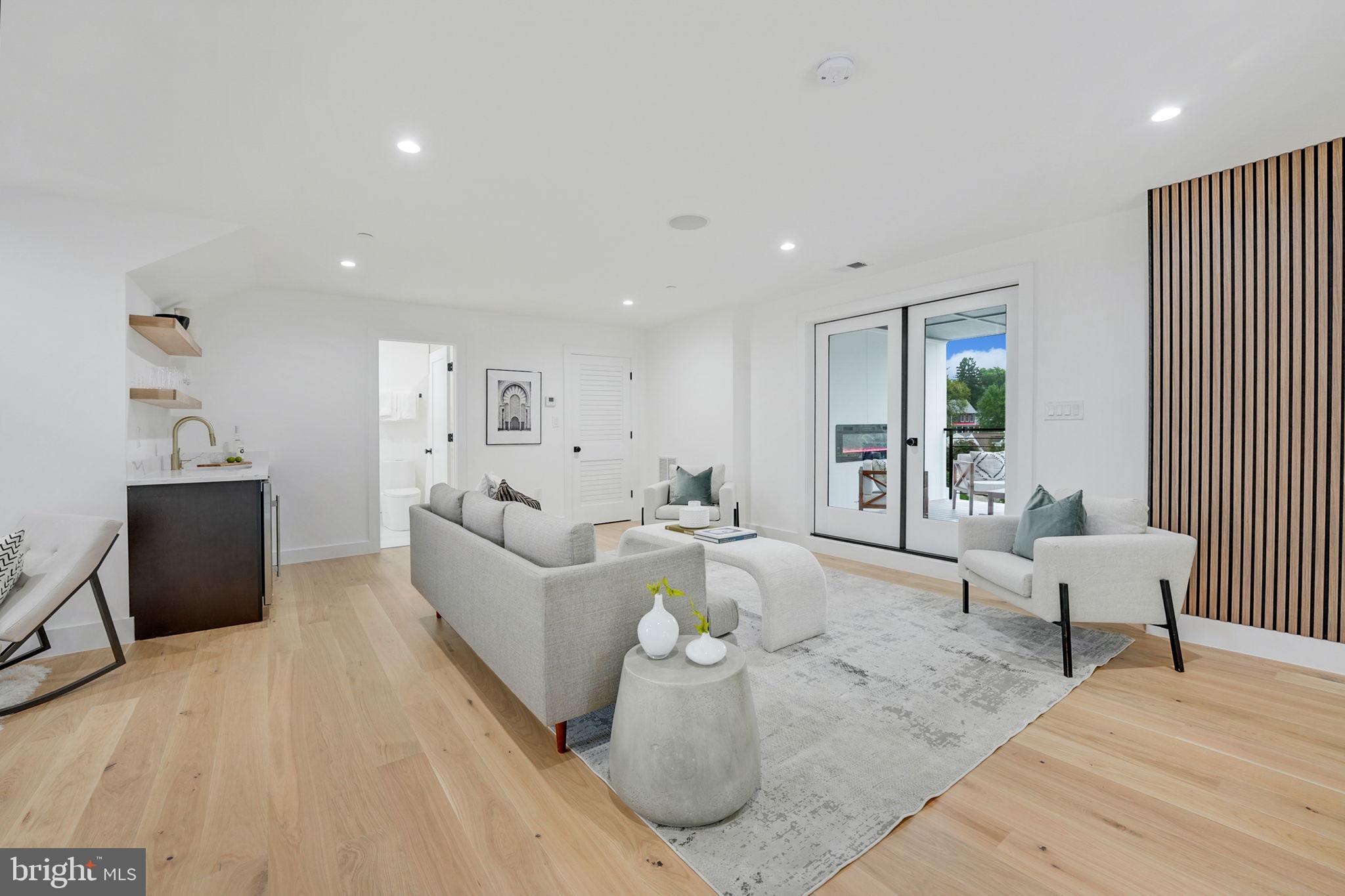 PARKWOOD - Residential