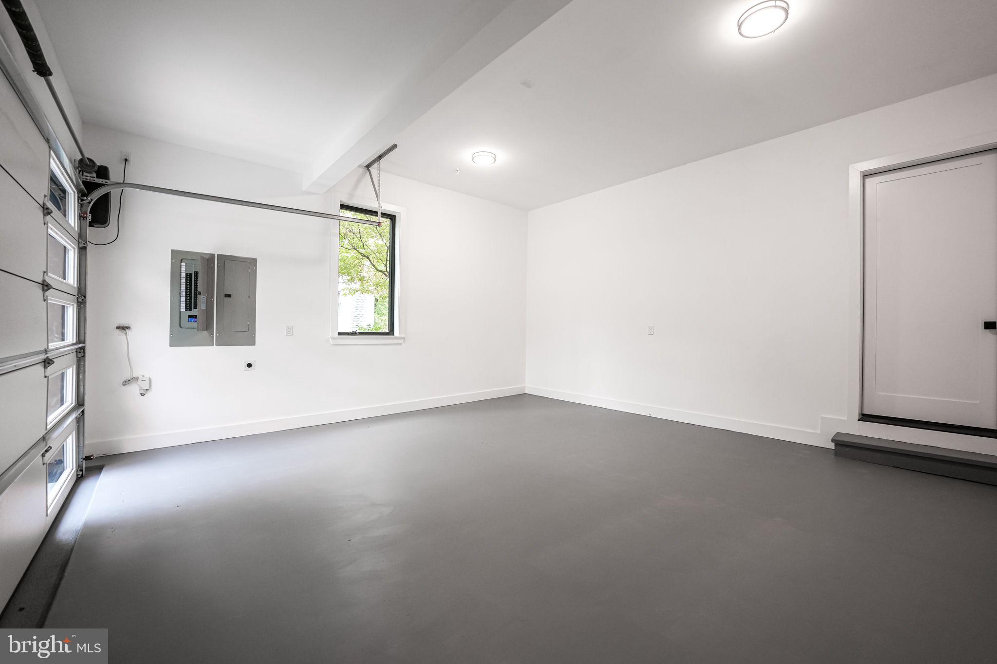 PARKWOOD - Residential