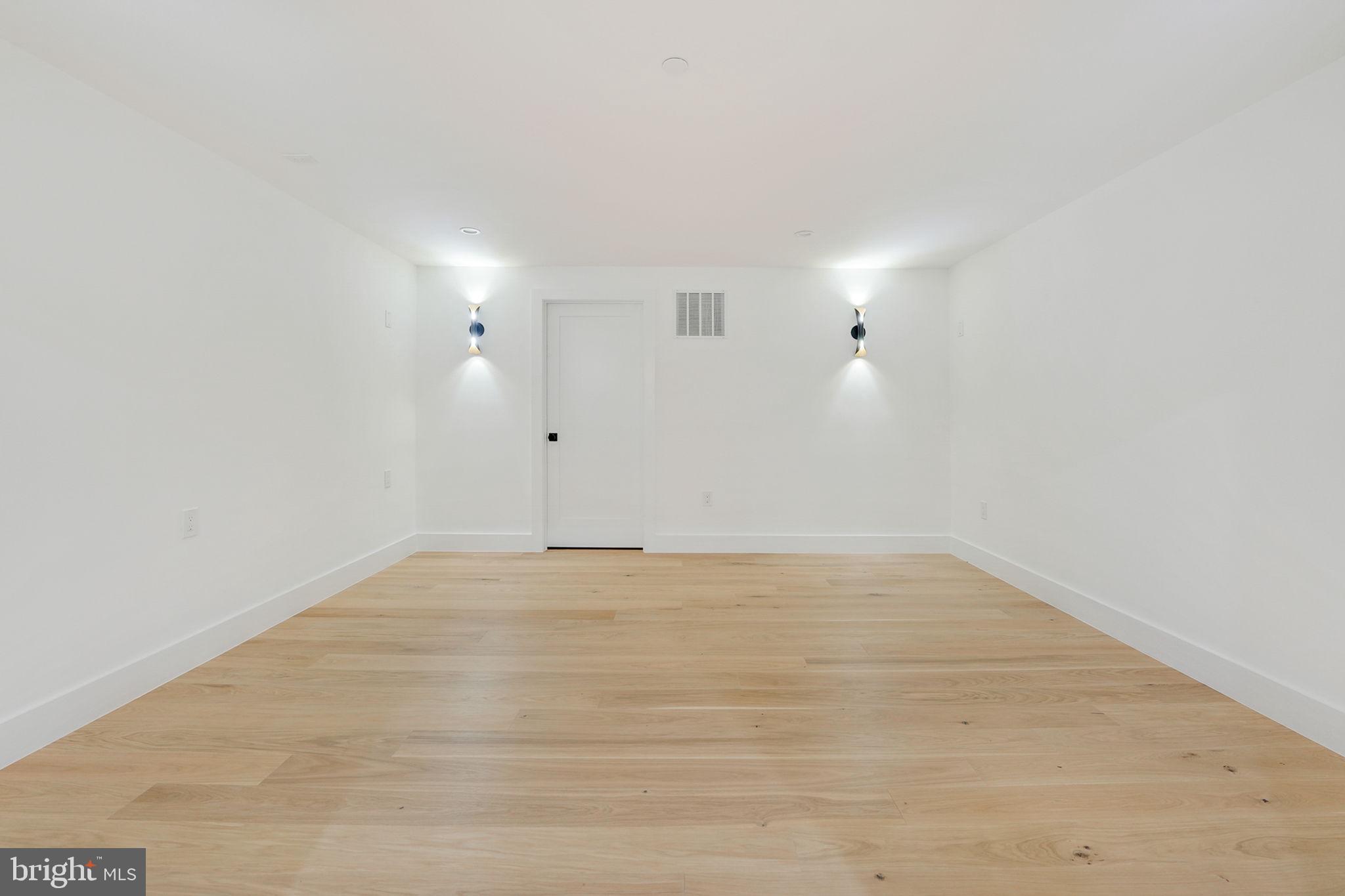 PARKWOOD - Residential