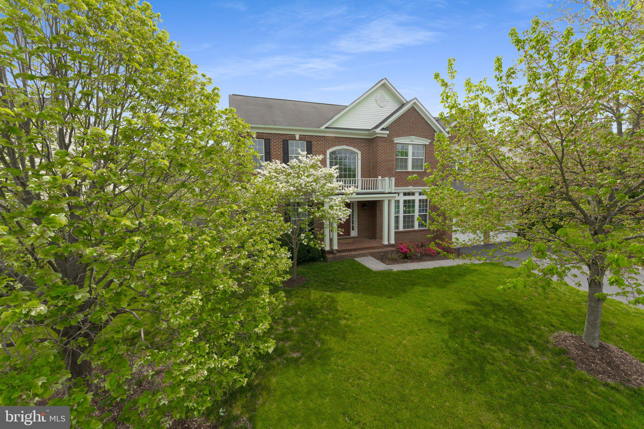 108 ROY COURT SE