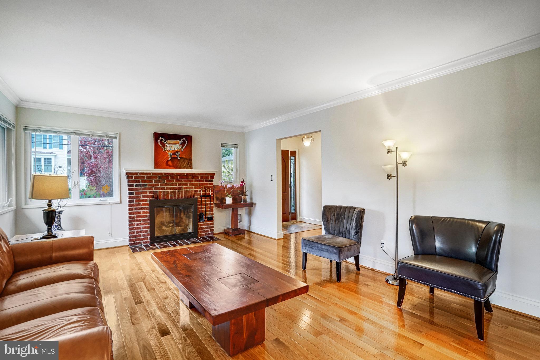 TUCKAHOE VILLAGE - Residential