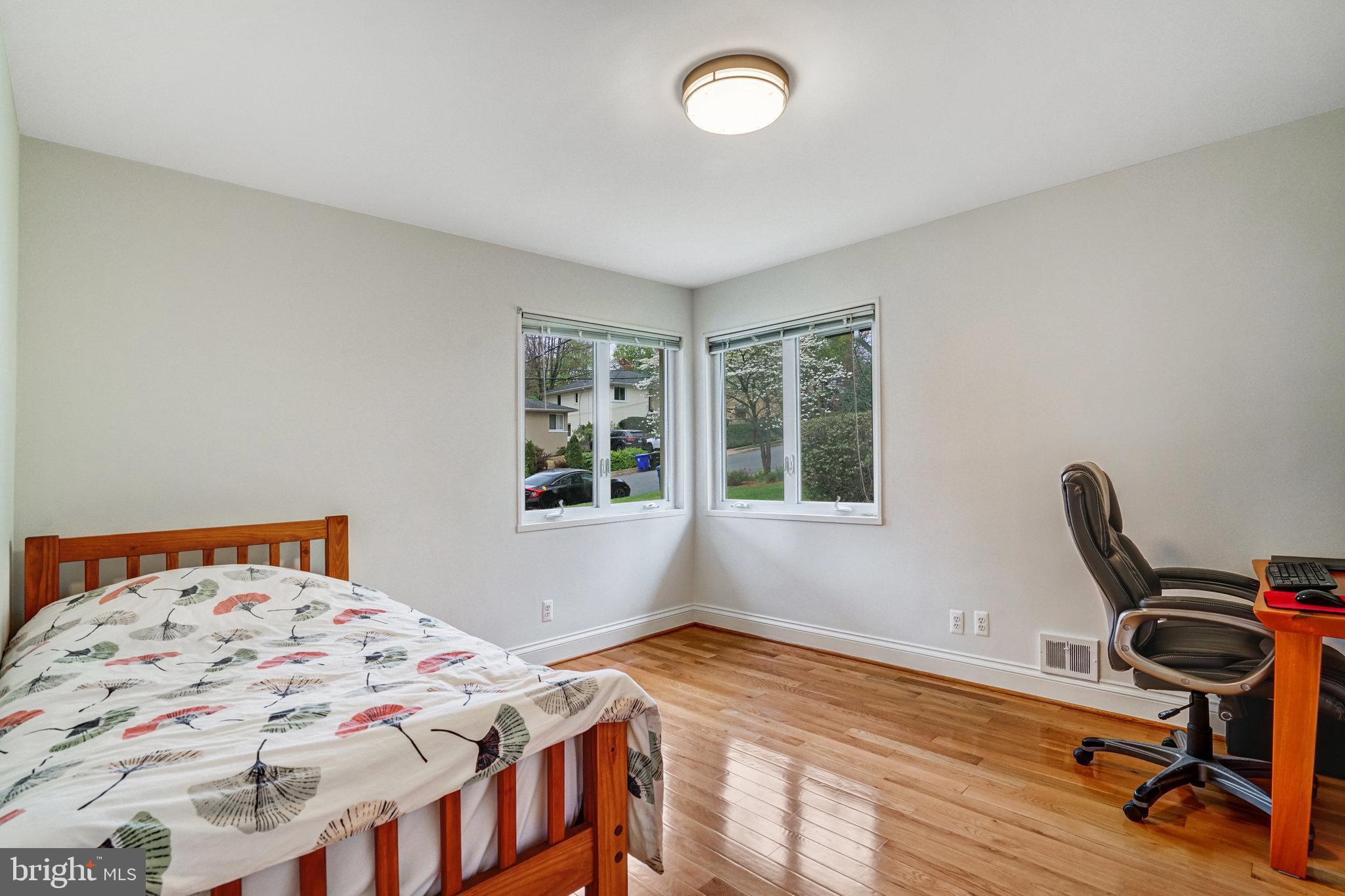 TUCKAHOE VILLAGE - Residential