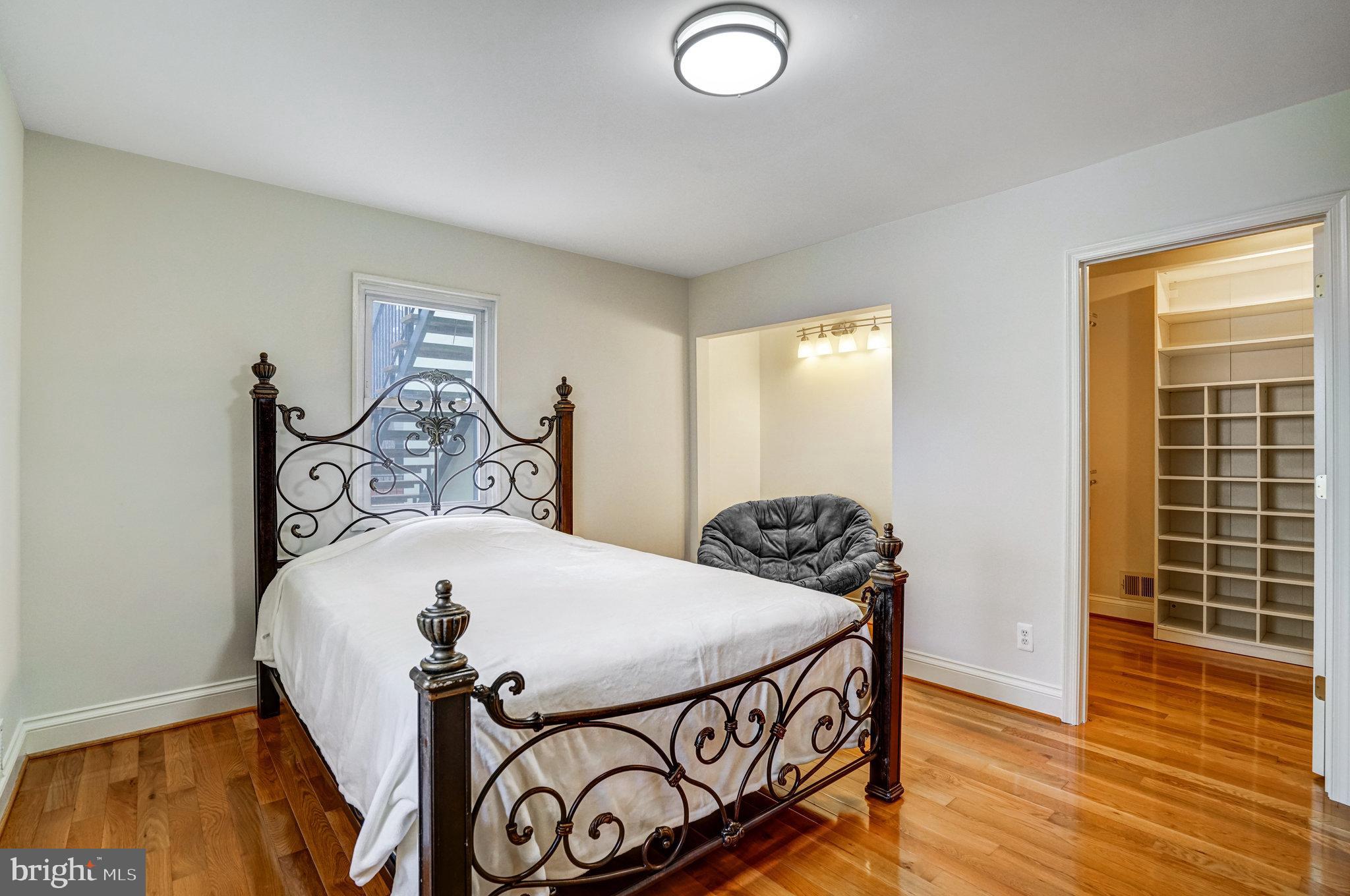 TUCKAHOE VILLAGE - Residential