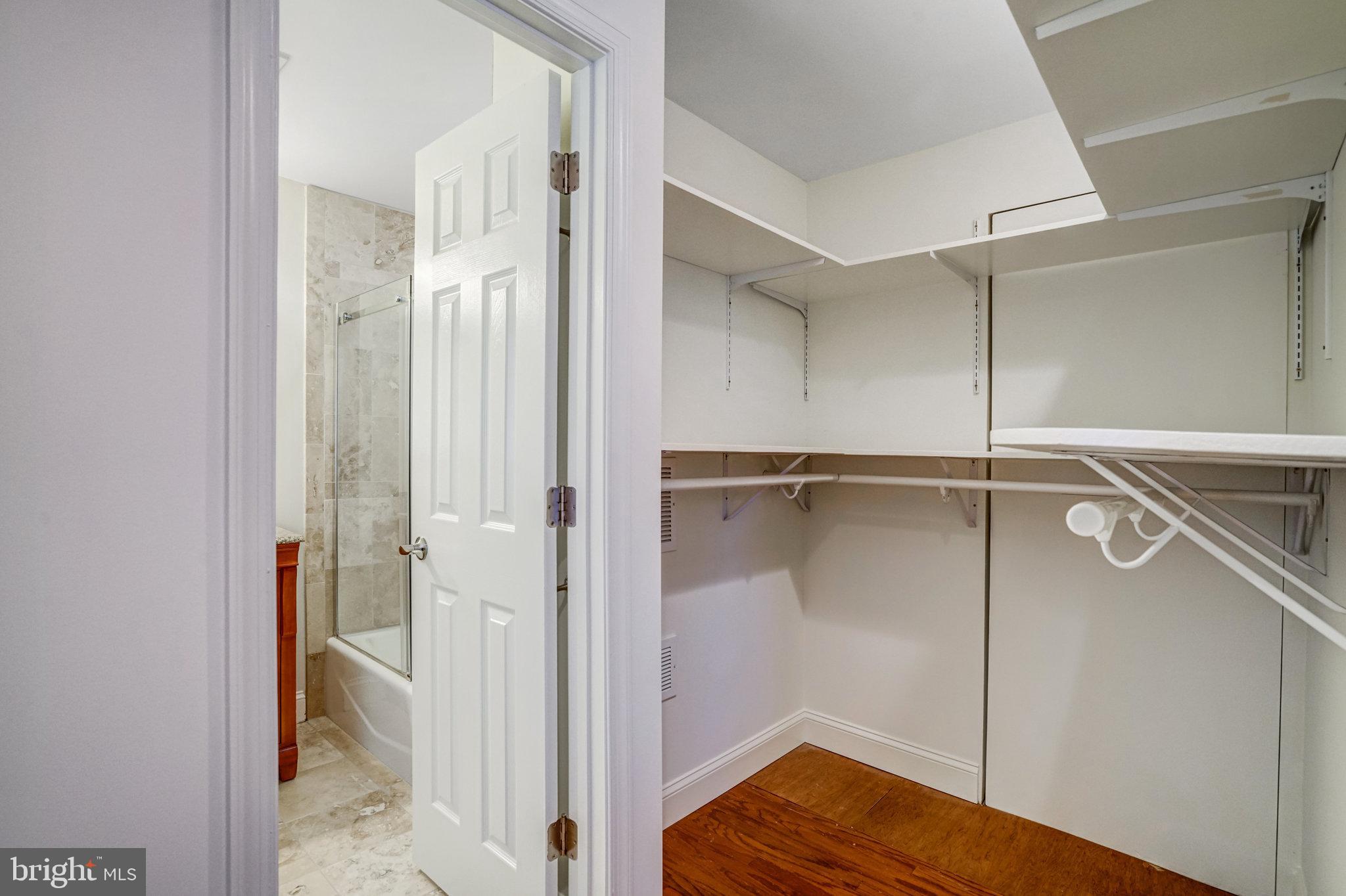 TUCKAHOE VILLAGE - Residential