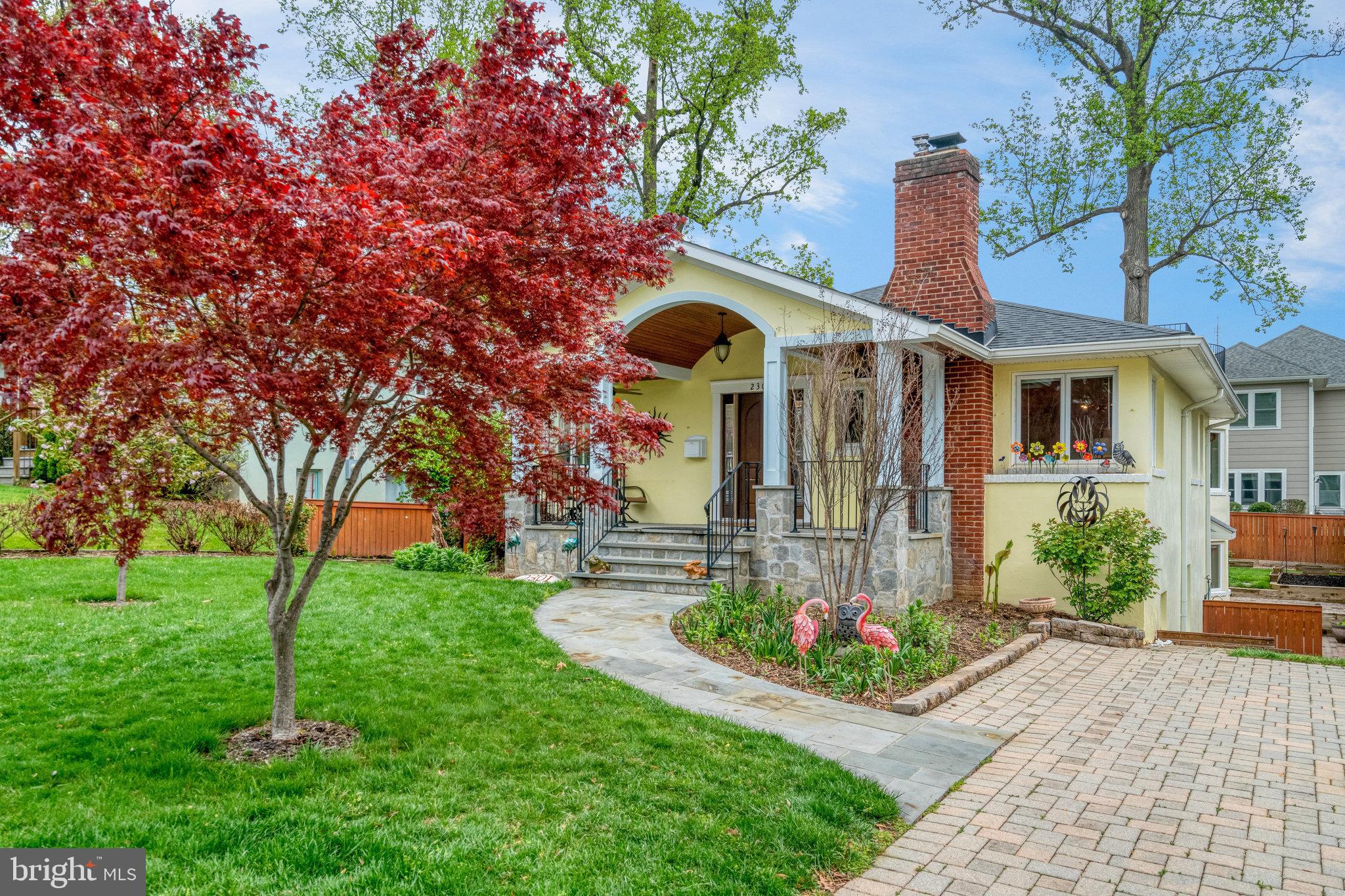 TUCKAHOE VILLAGE - Residential