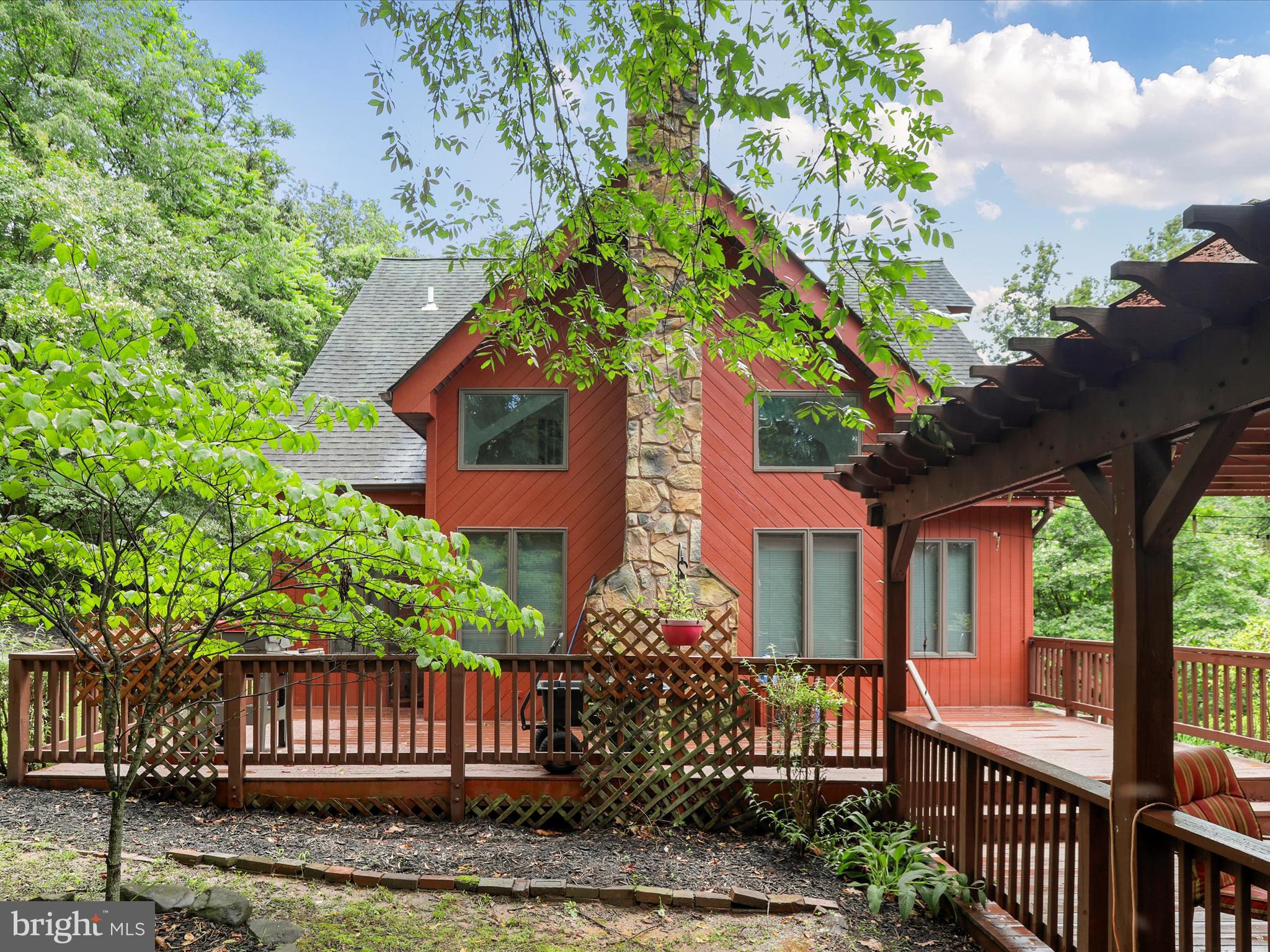 SHANNONDALE - Residential