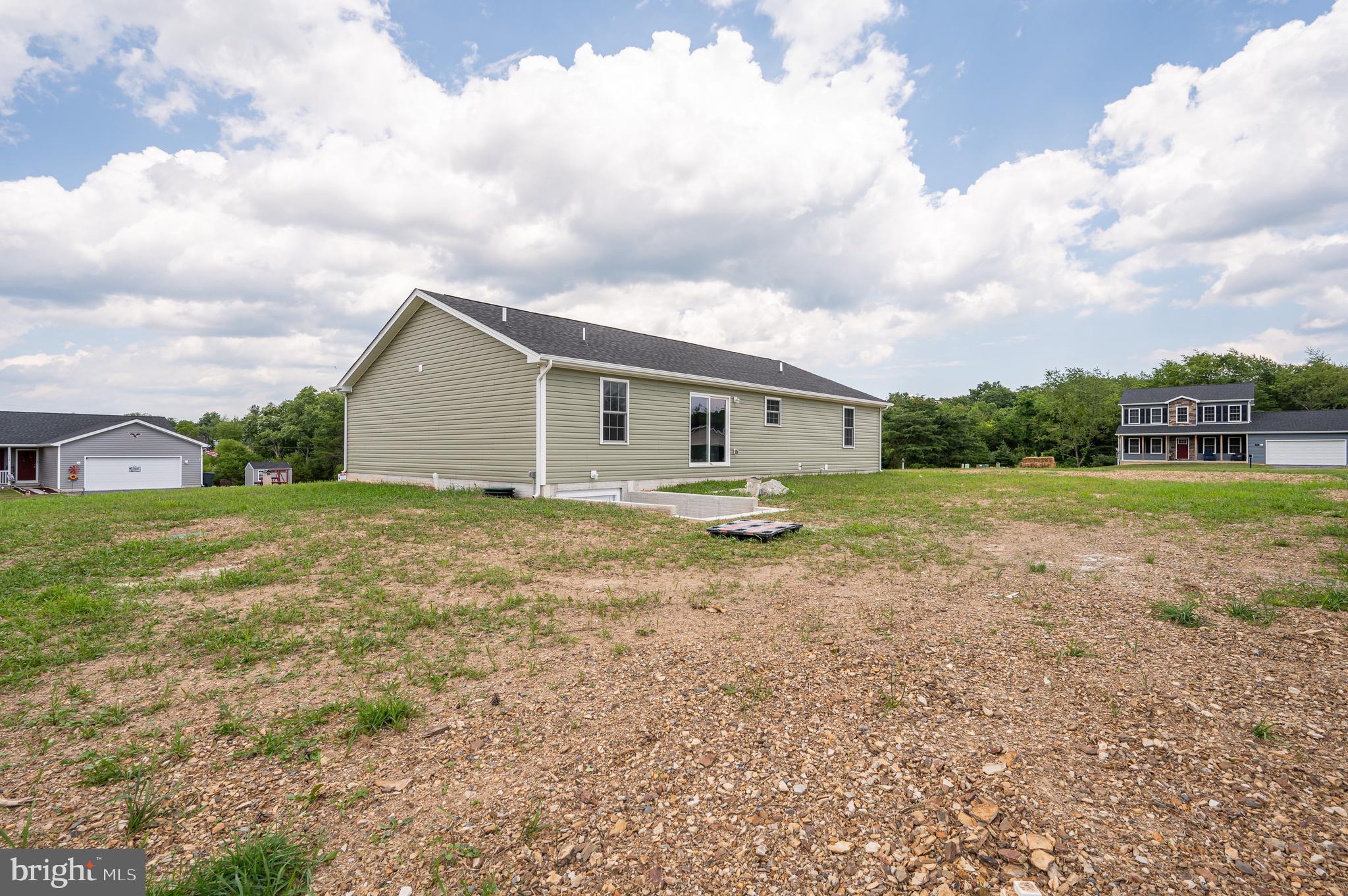 OAKLAND OVERLOOK - Residential