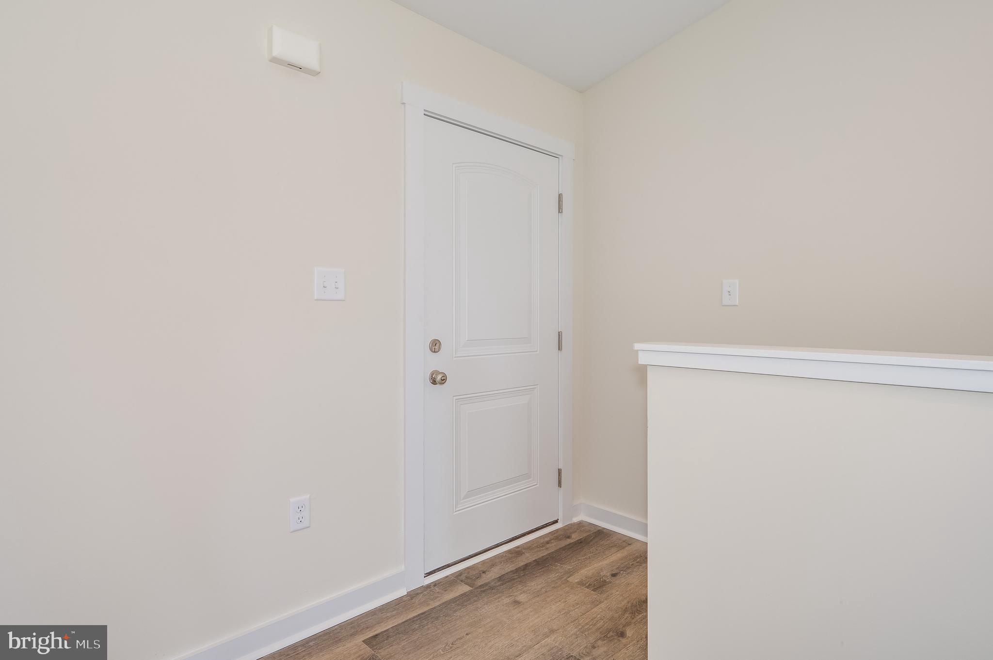 OAKLAND OVERLOOK - Residential