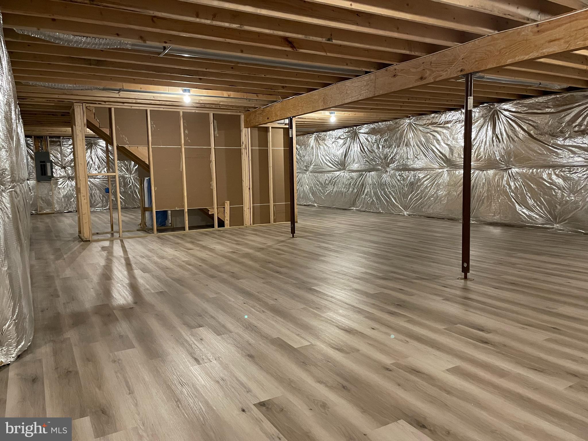 OAKLAND OVERLOOK - Residential