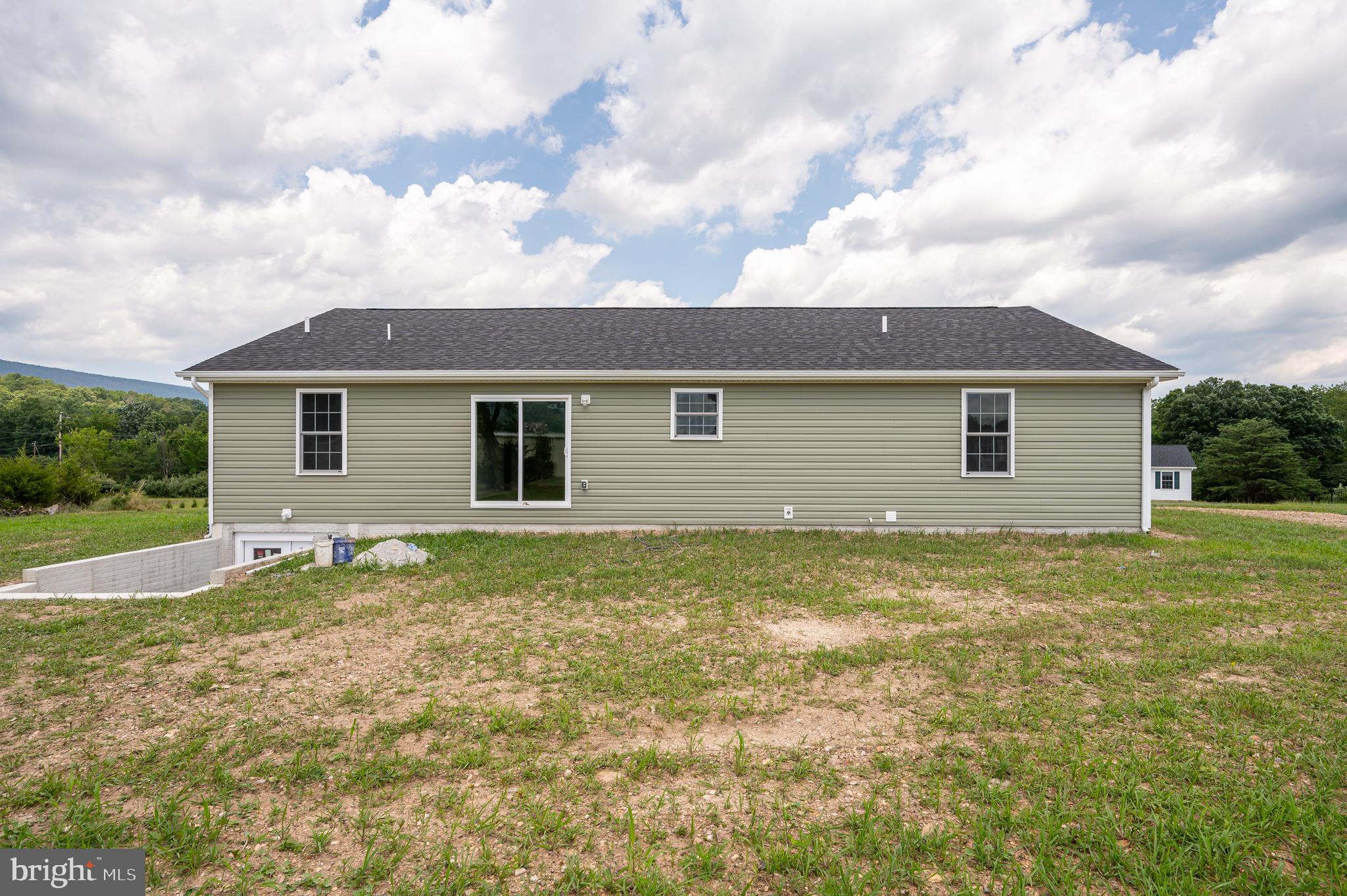 OAKLAND OVERLOOK - Residential