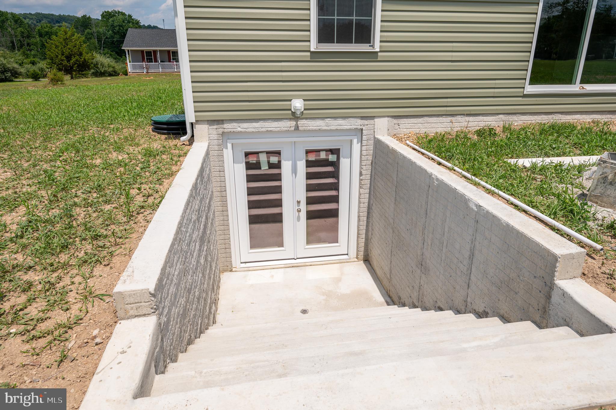 OAKLAND OVERLOOK - Residential