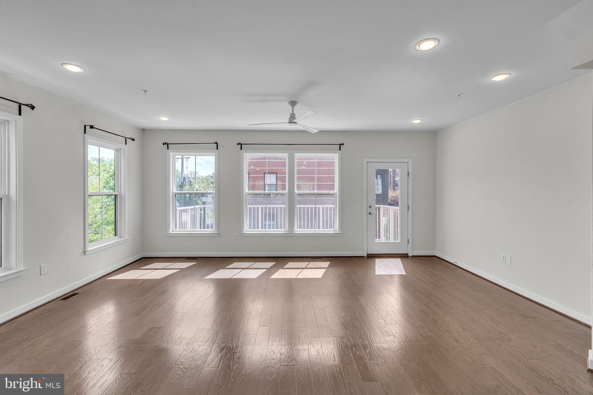 MOUNT VINEYARD - Residential