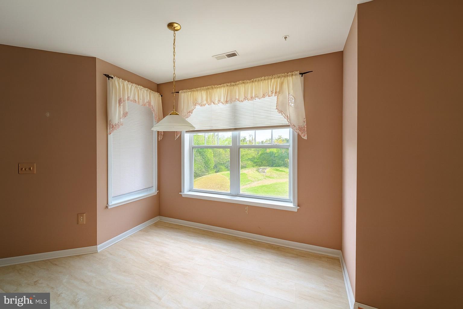 TAYLOR RIDGE CONDOMINIUMS - Residential