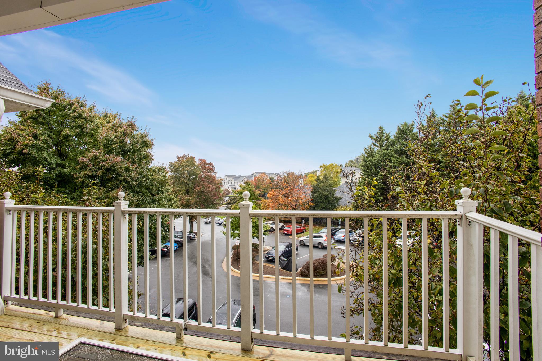 FAIR LAKES - Residential Lease