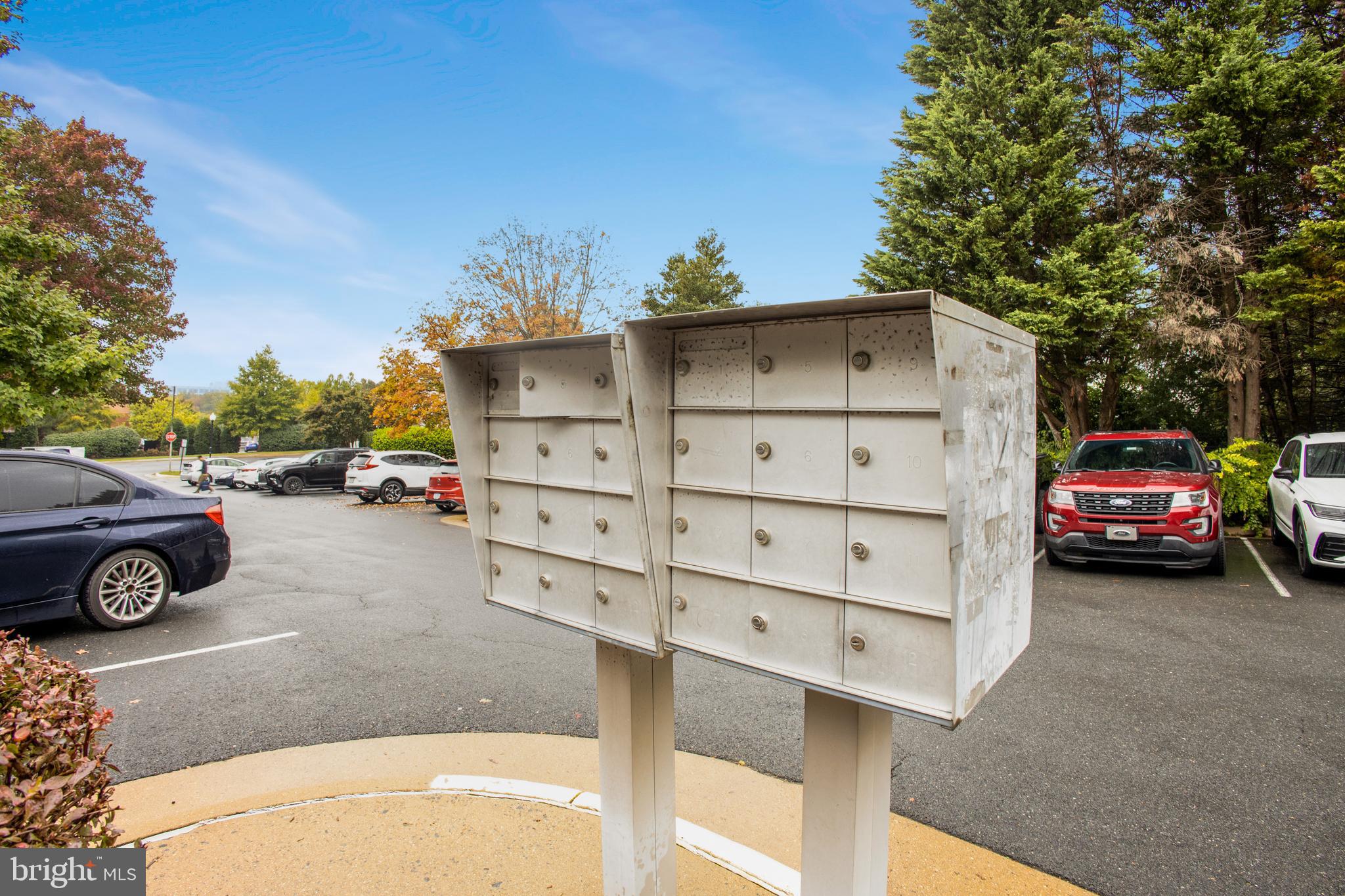 FAIR LAKES - Residential Lease