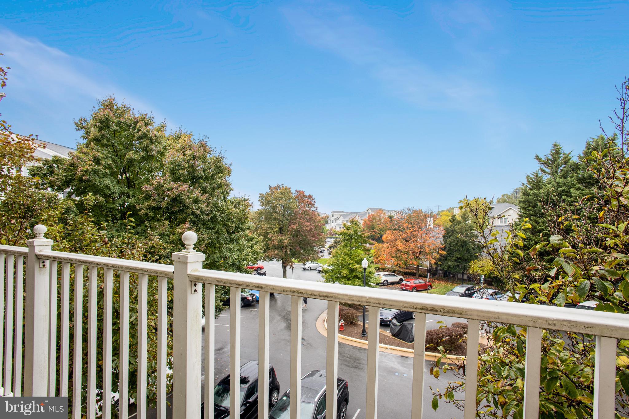 FAIR LAKES - Residential Lease