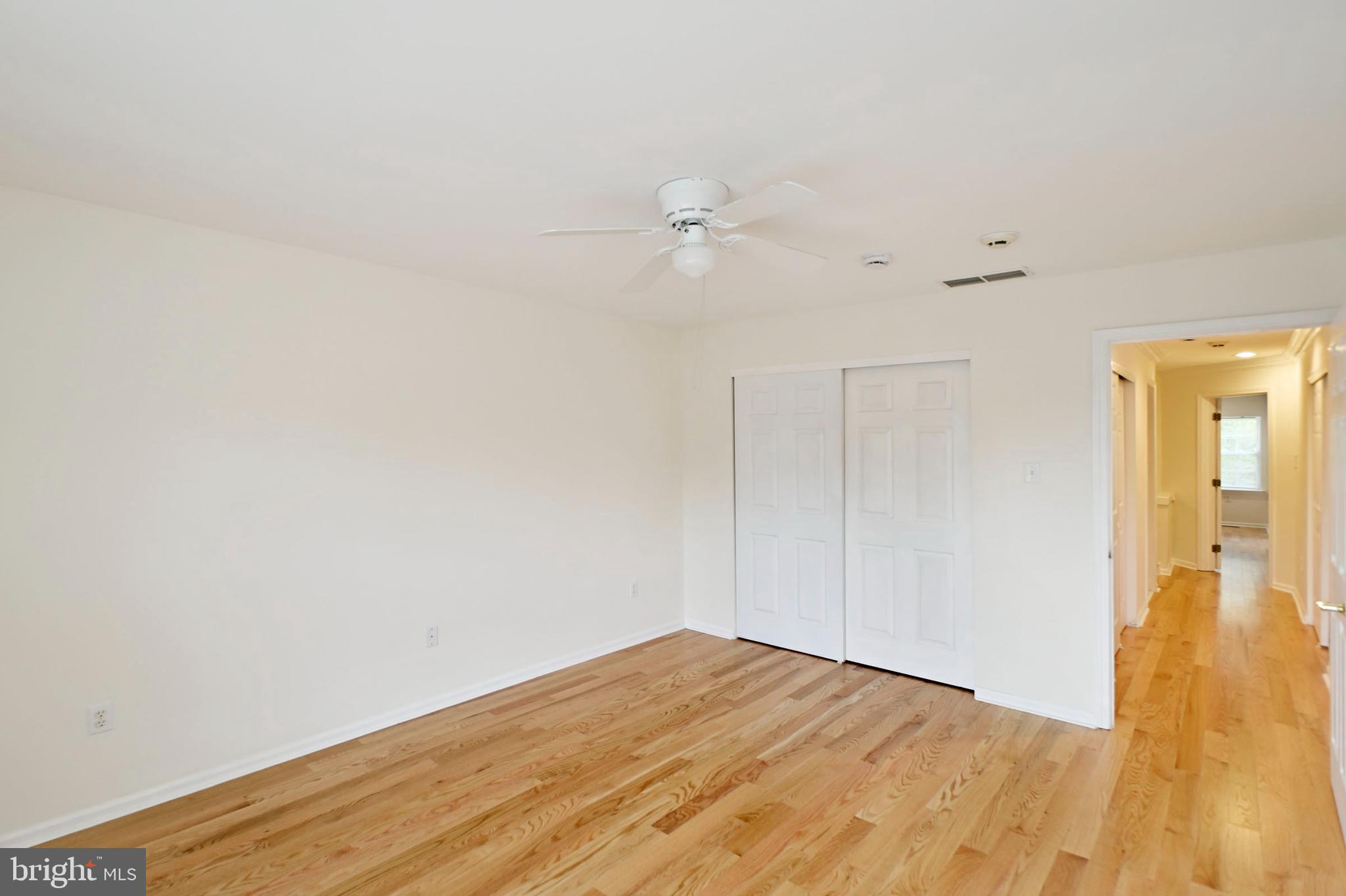 WILSHIRE HUNT - Residential Lease