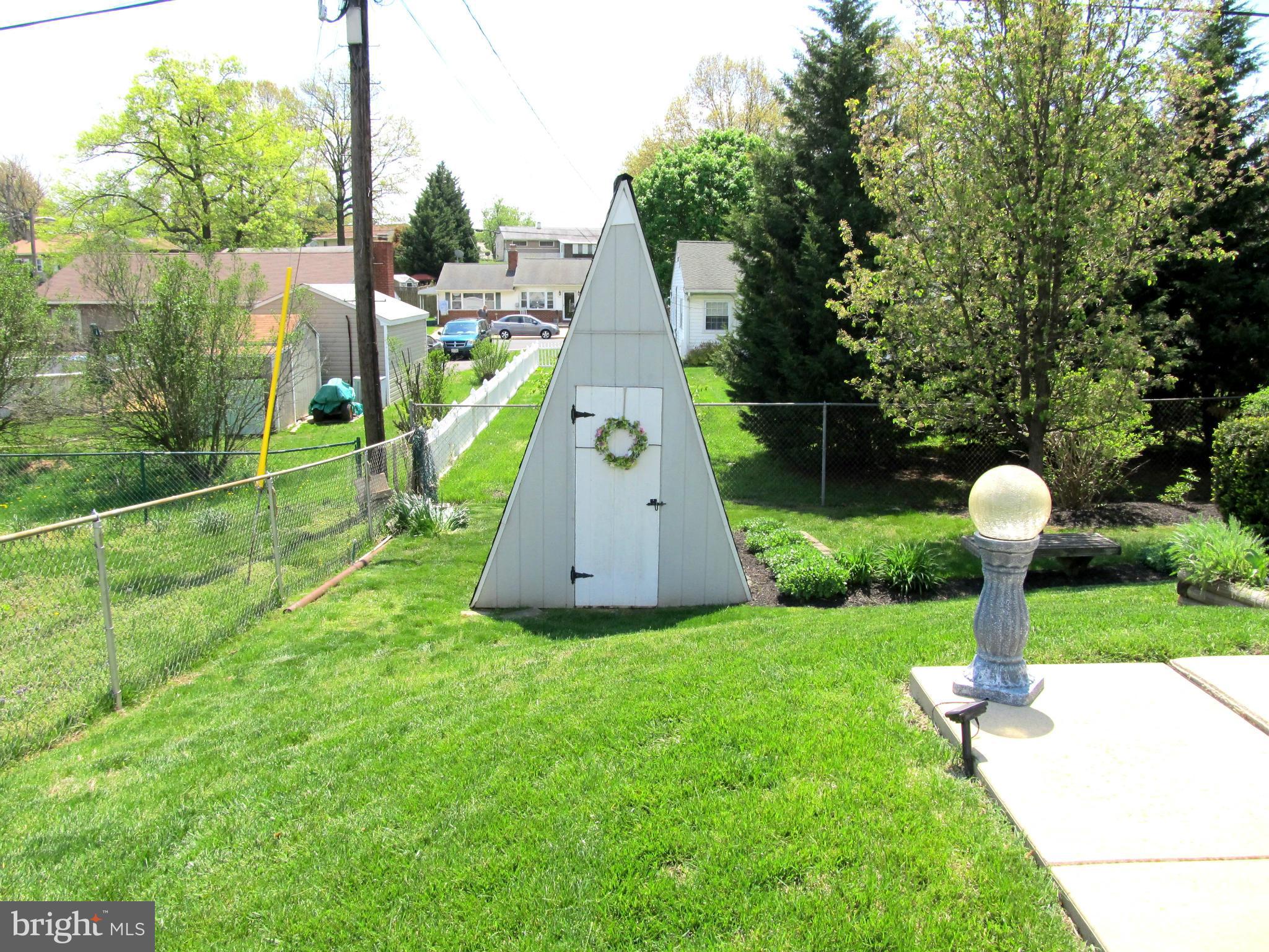 ARUNDEL HILLS - Residential