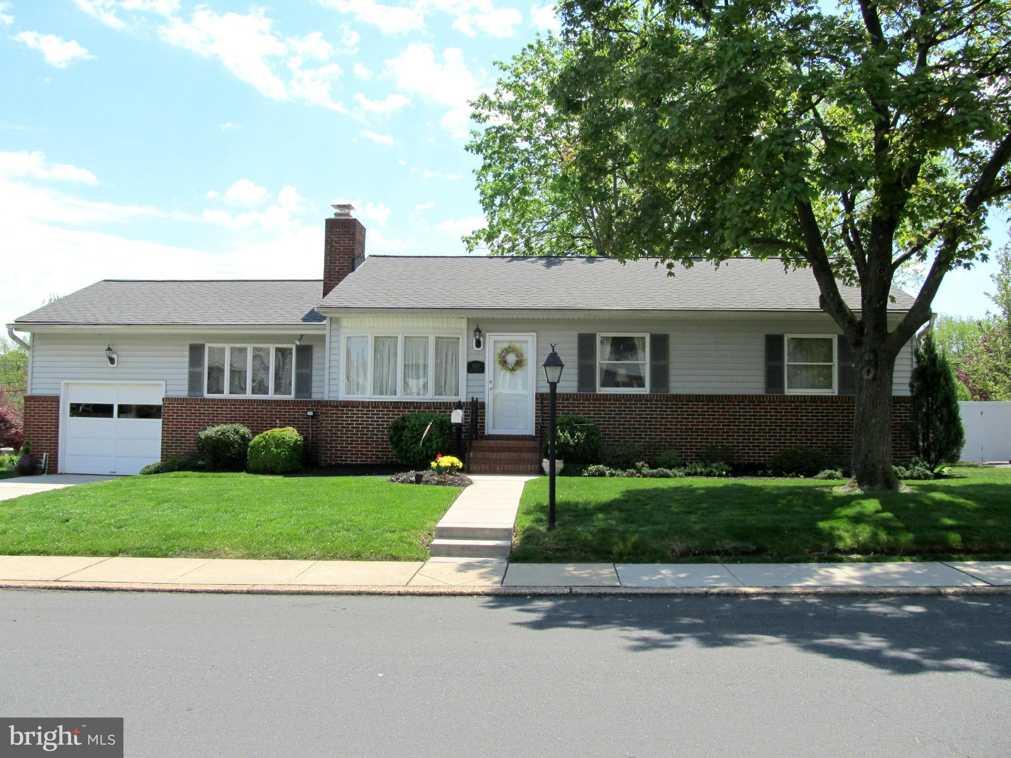 ARUNDEL HILLS - Residential