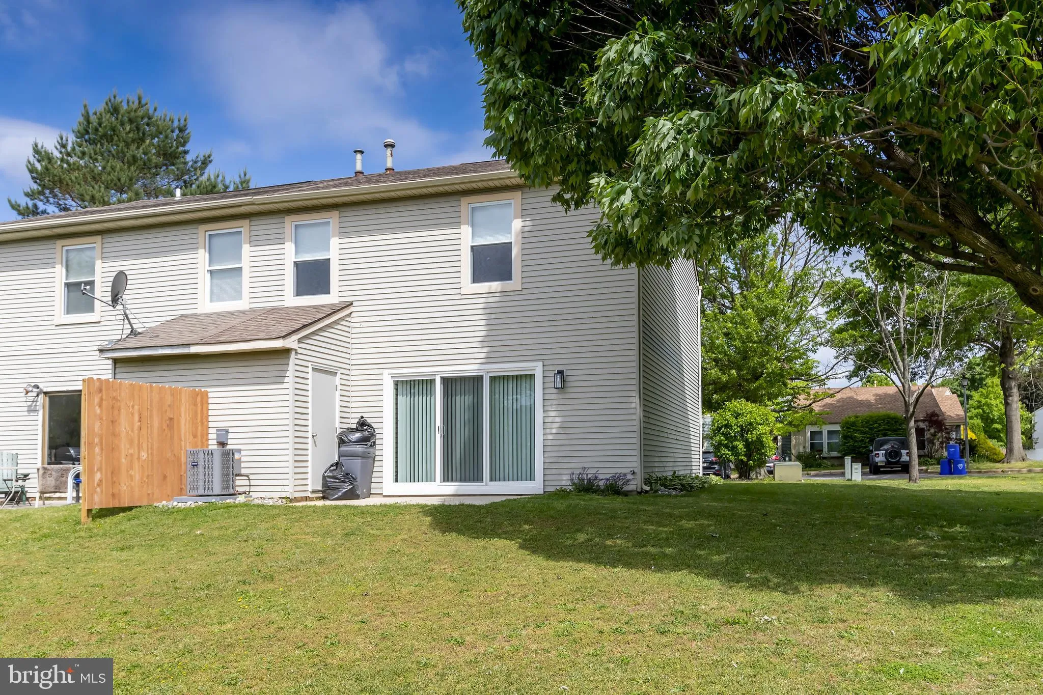 Marlton, New Jersey 08053, United States, 3 Bedrooms Bedrooms, ,3 BathroomsBathrooms,Residential,Pending,197818