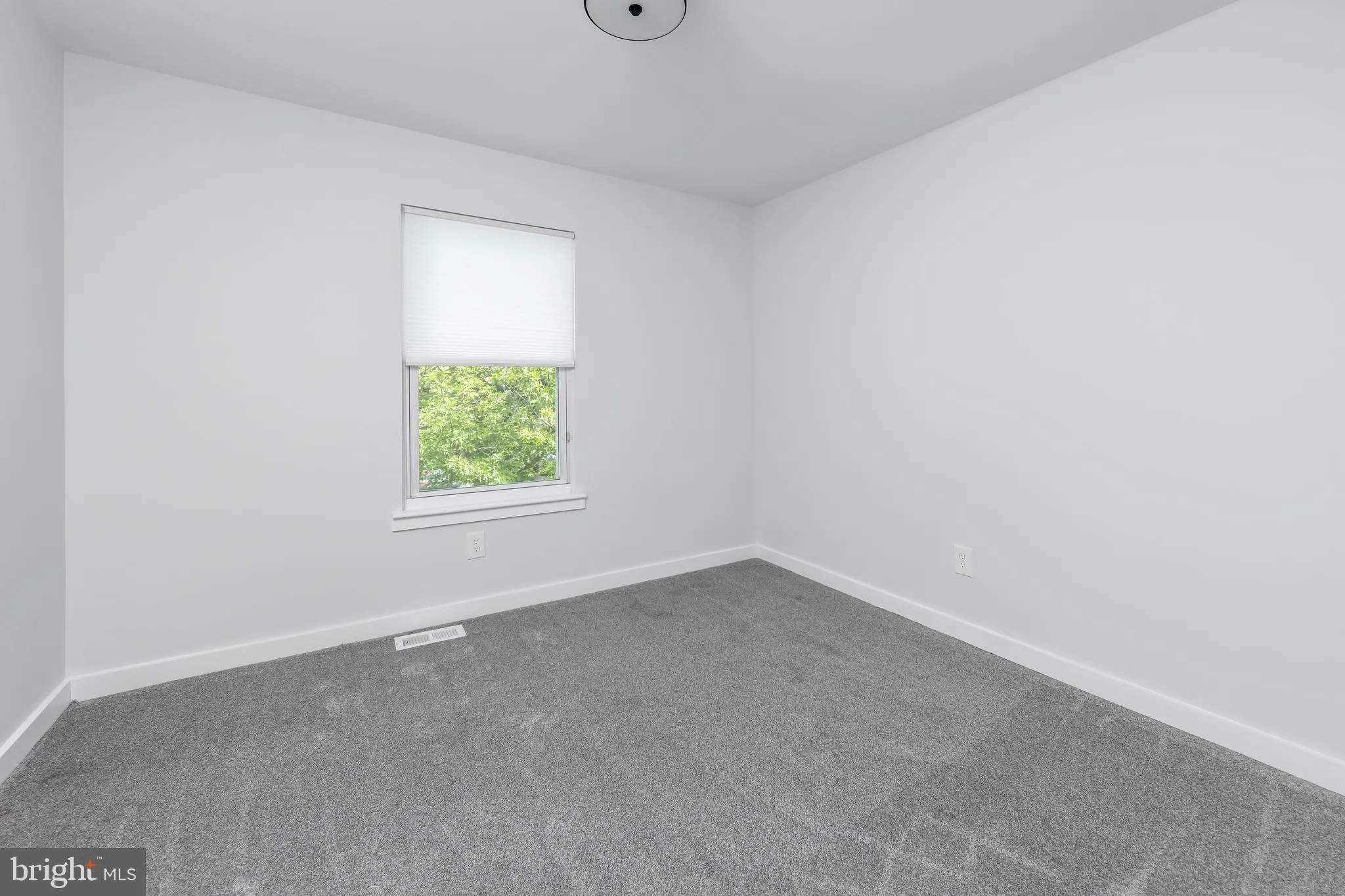 Marlton, New Jersey 08053, United States, 3 Bedrooms Bedrooms, ,3 BathroomsBathrooms,Residential,Pending,197818