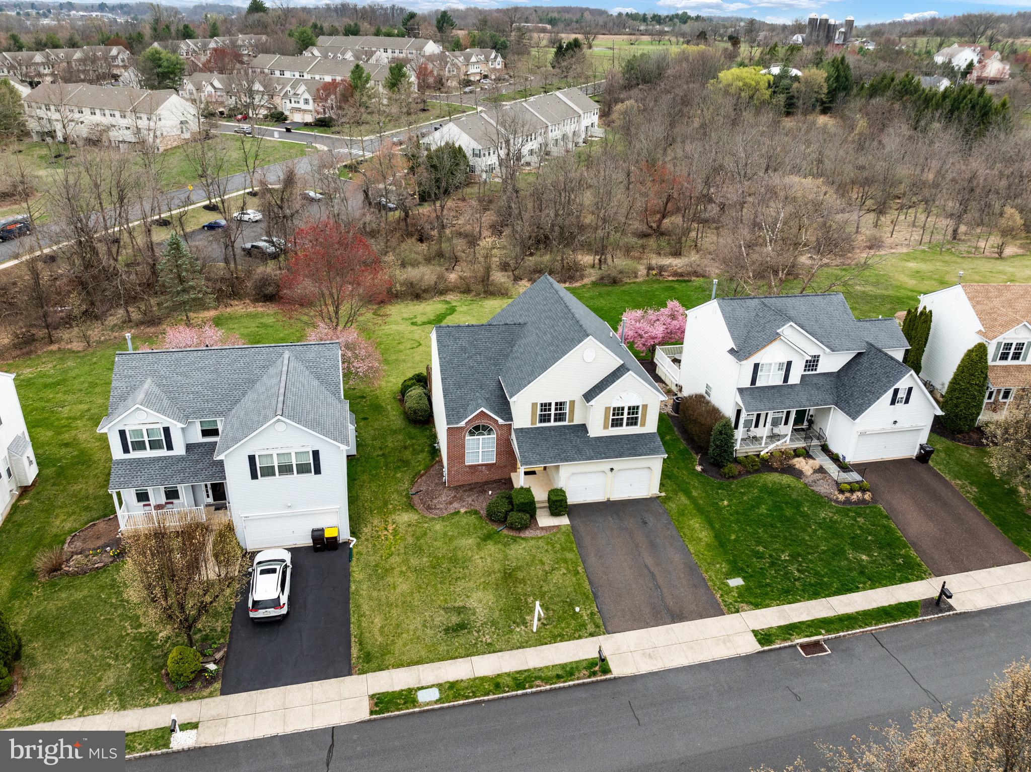 SUMMER HILL - Residential