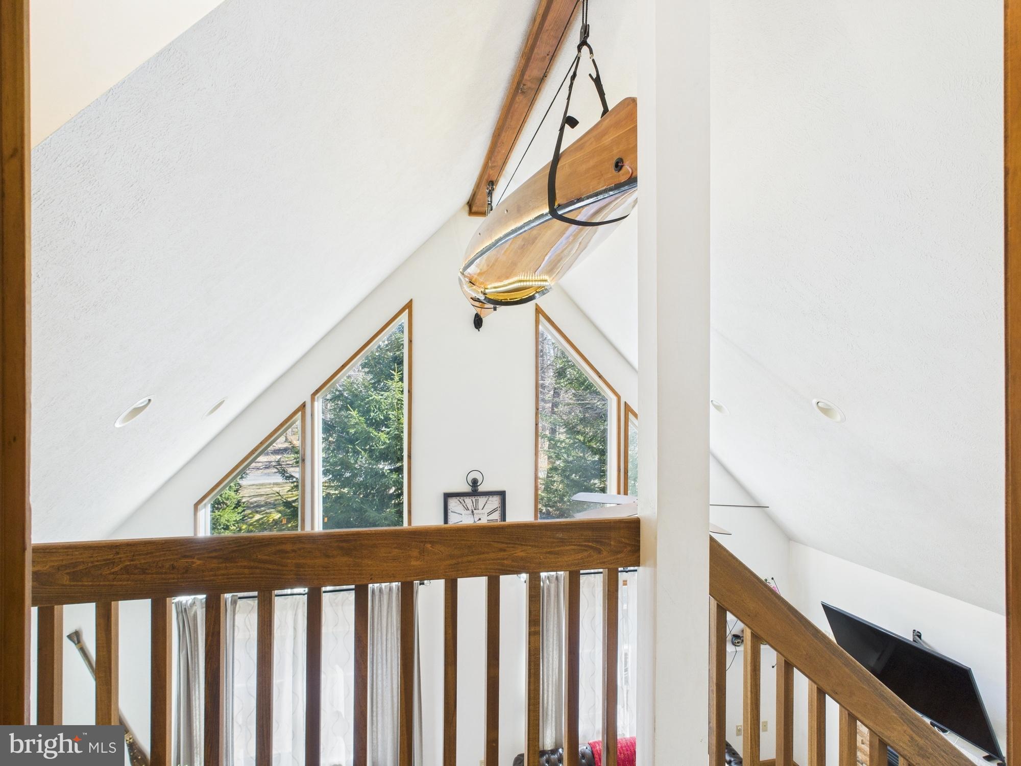 ARROWHEAD LAKE - Residential