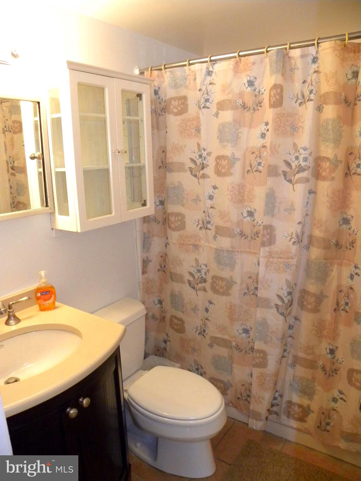 FAIRFAX HERITAGE - Residential Lease