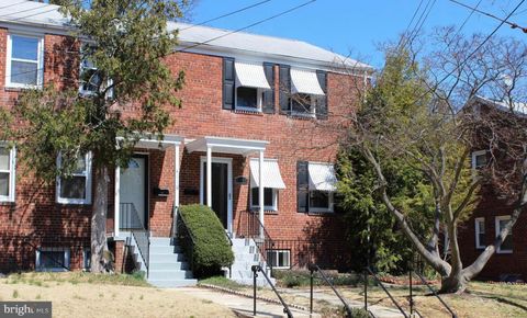 4112 25TH AVENUE TEMPLE HILLS MD 20748