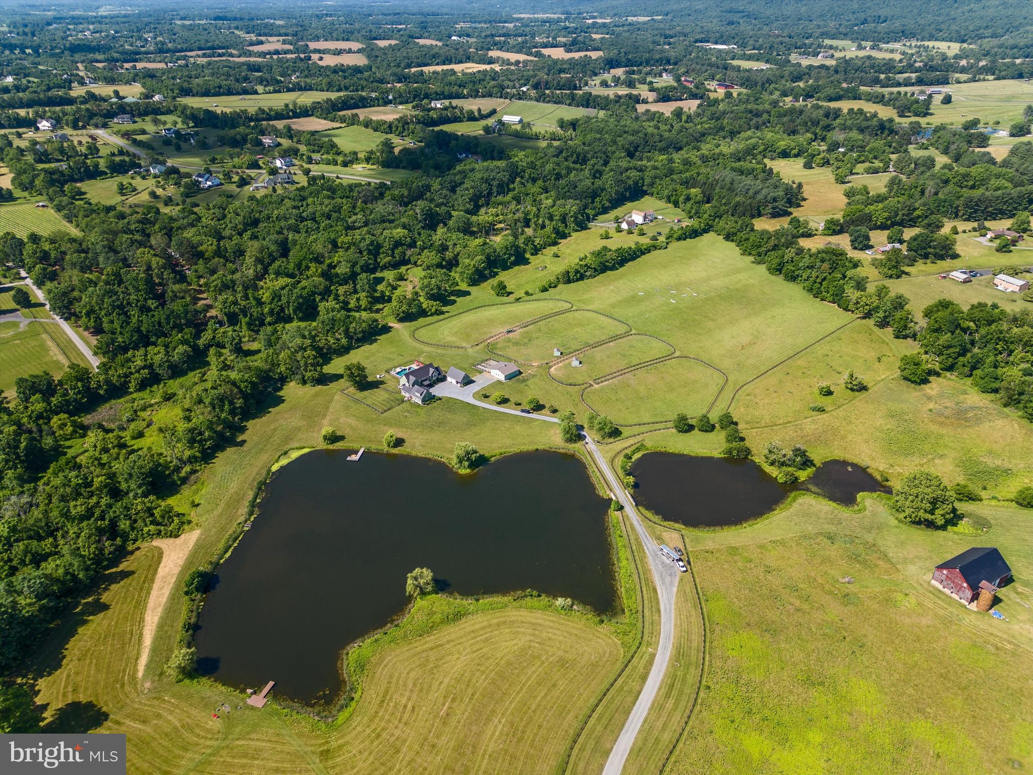 WATERFIELD HAMLET - Farm