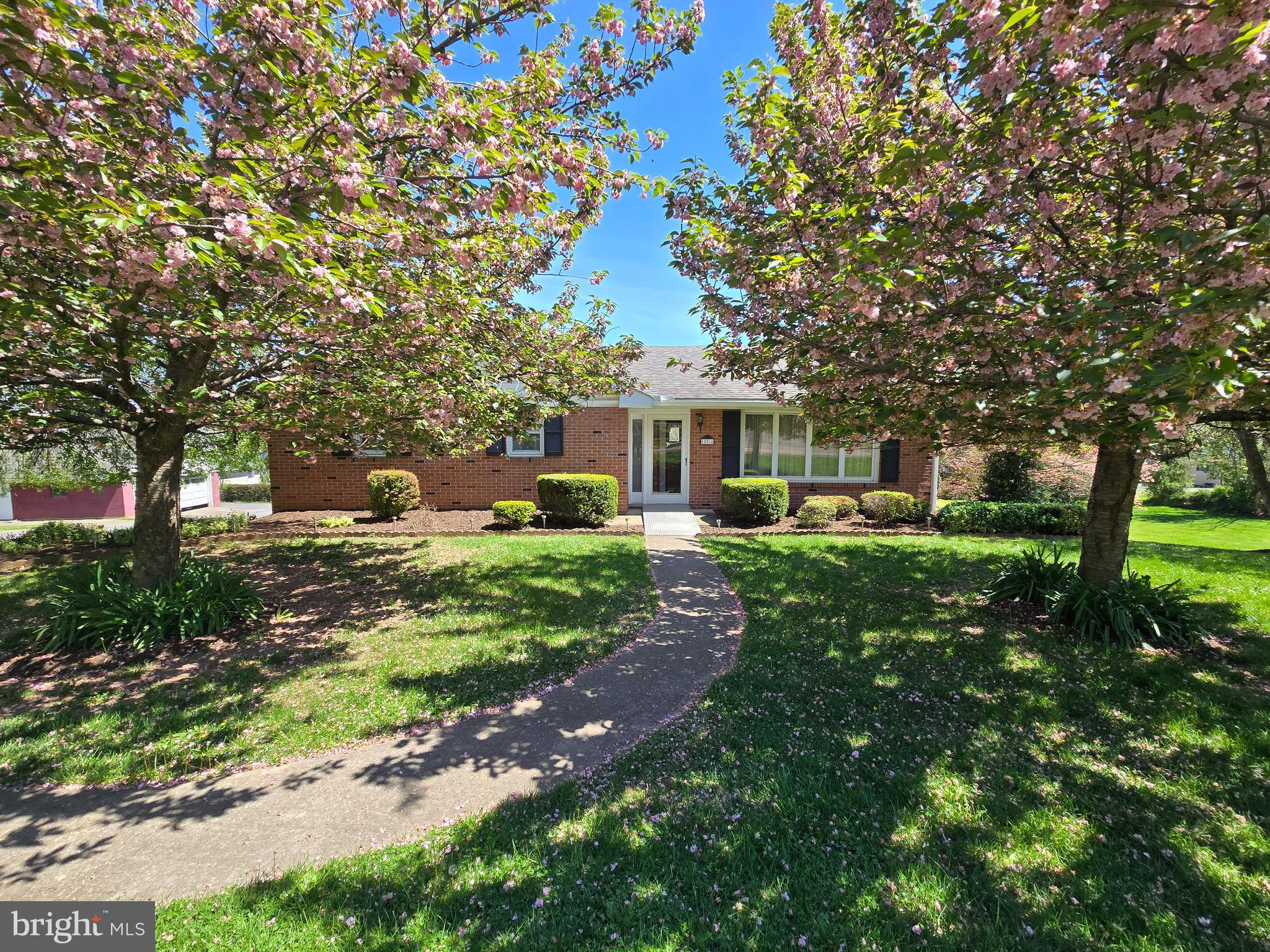 BOWLING GREEN - Residential