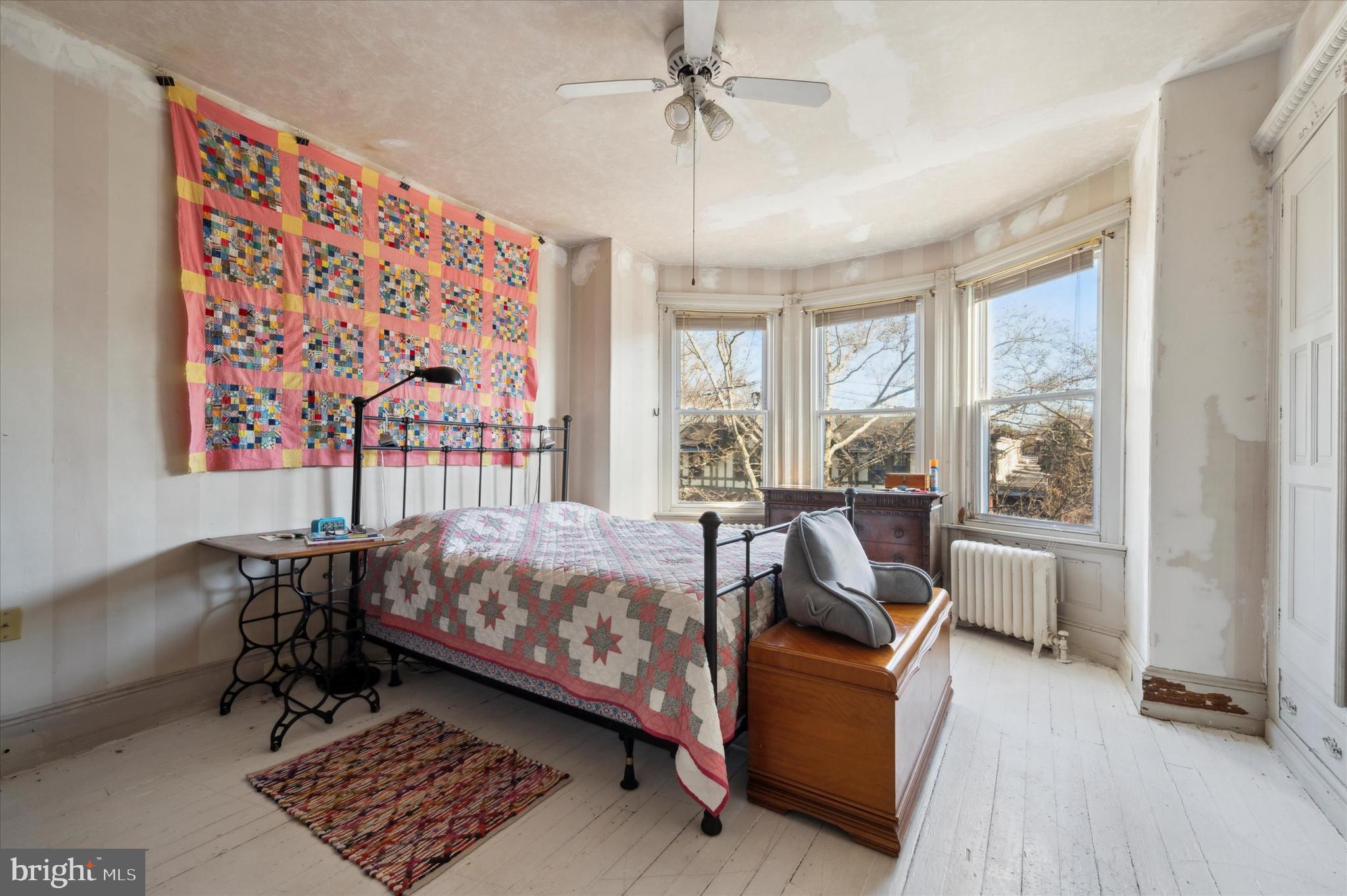 UNIVERSITY CITY - Residential