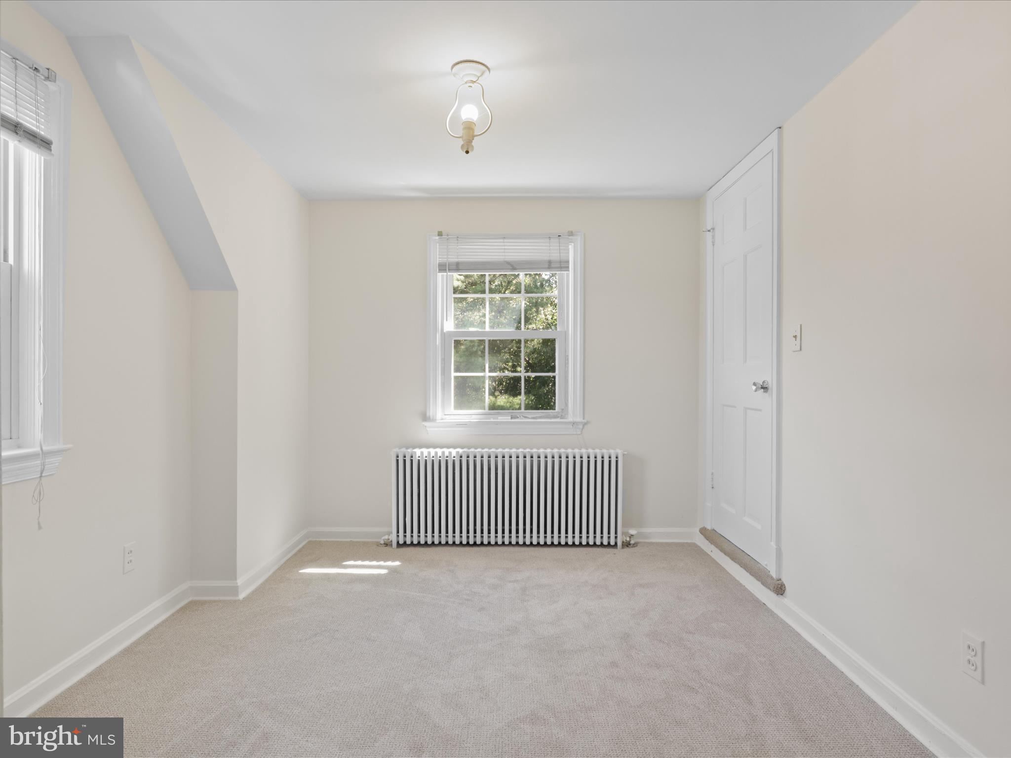 OVER LEE KNOLLS - Residential Lease