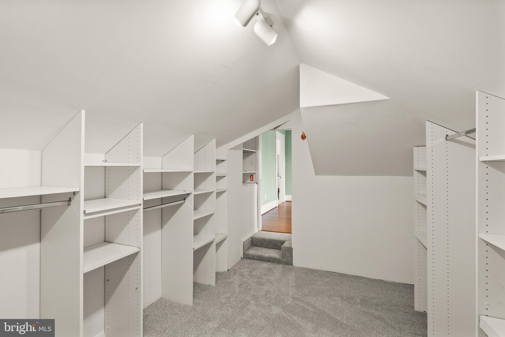 HERNDON - Residential