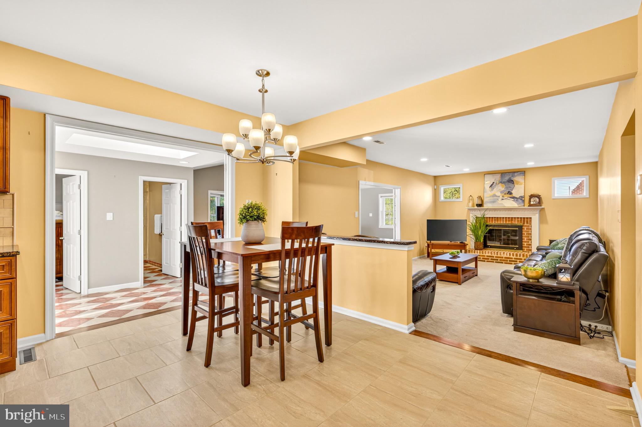 CASTLE HGTS - Residential