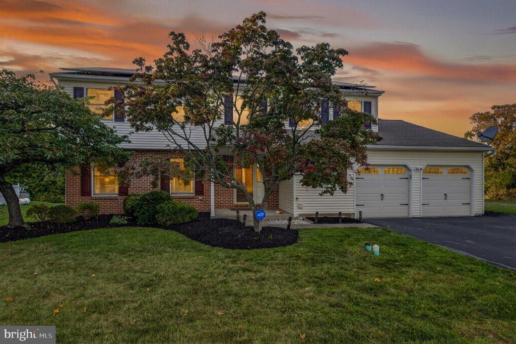 Photo of 1520 Fairgrounds Road, HATFIELD, PA 19440 (MLS # PAMC2157620)