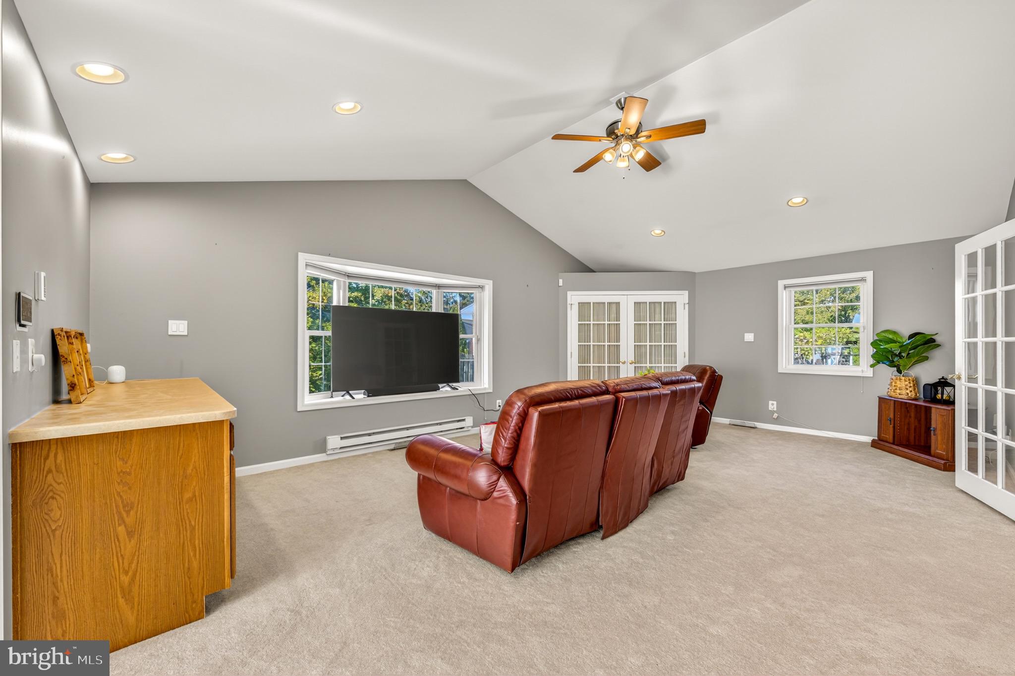 CASTLE HGTS - Residential