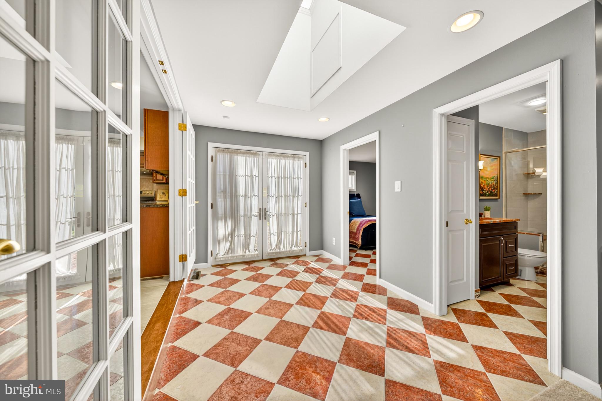 CASTLE HGTS - Residential