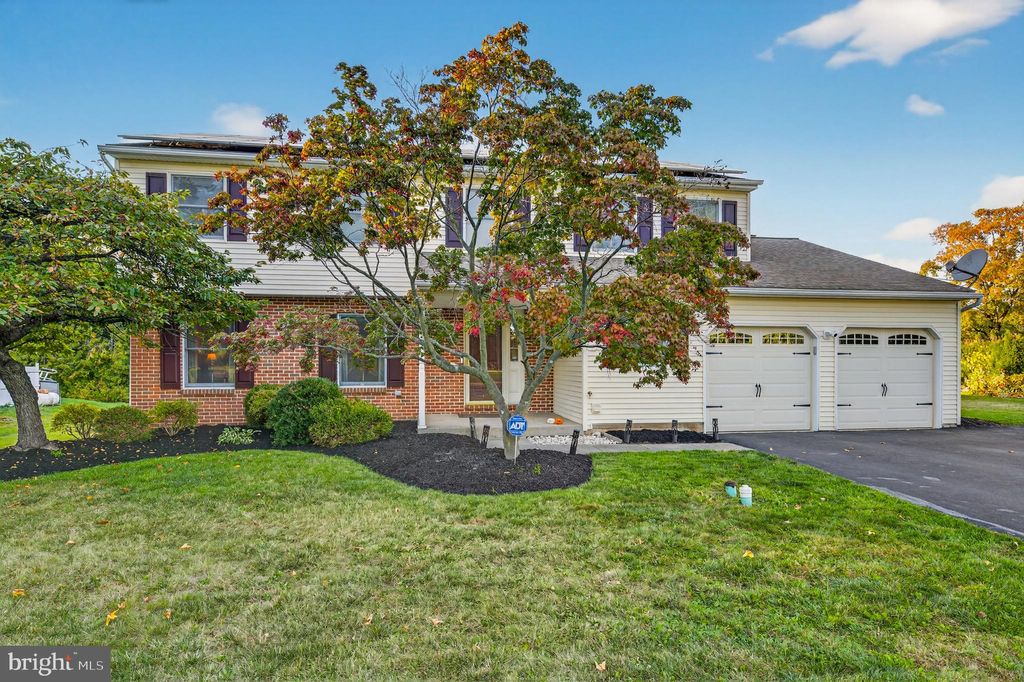 Photo of 1520 Fairgrounds Road, HATFIELD, PA 19440 (MLS # PAMC2157620)