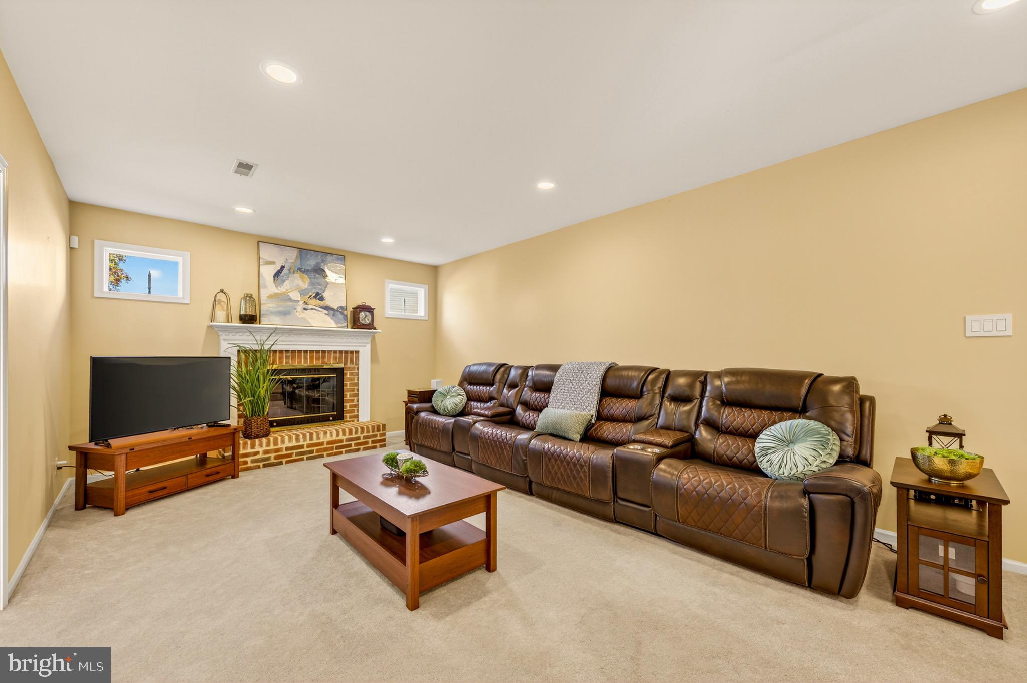 CASTLE HGTS - Residential