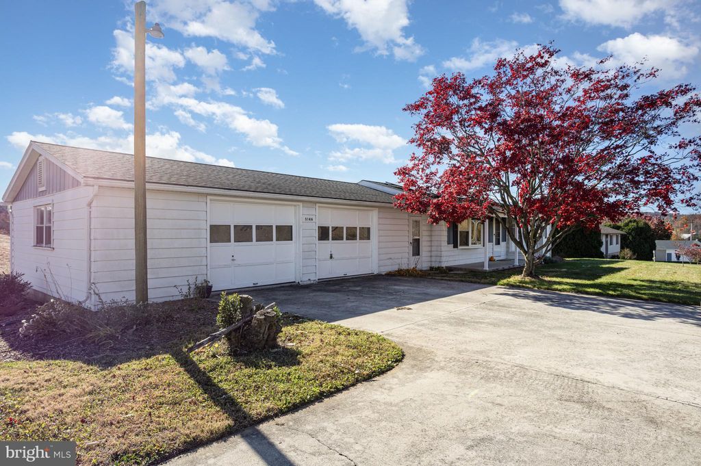 Photo of 5146 Glen Echo Road, GLEN ROCK, PA 17327 (MLS # PAYK2093356)