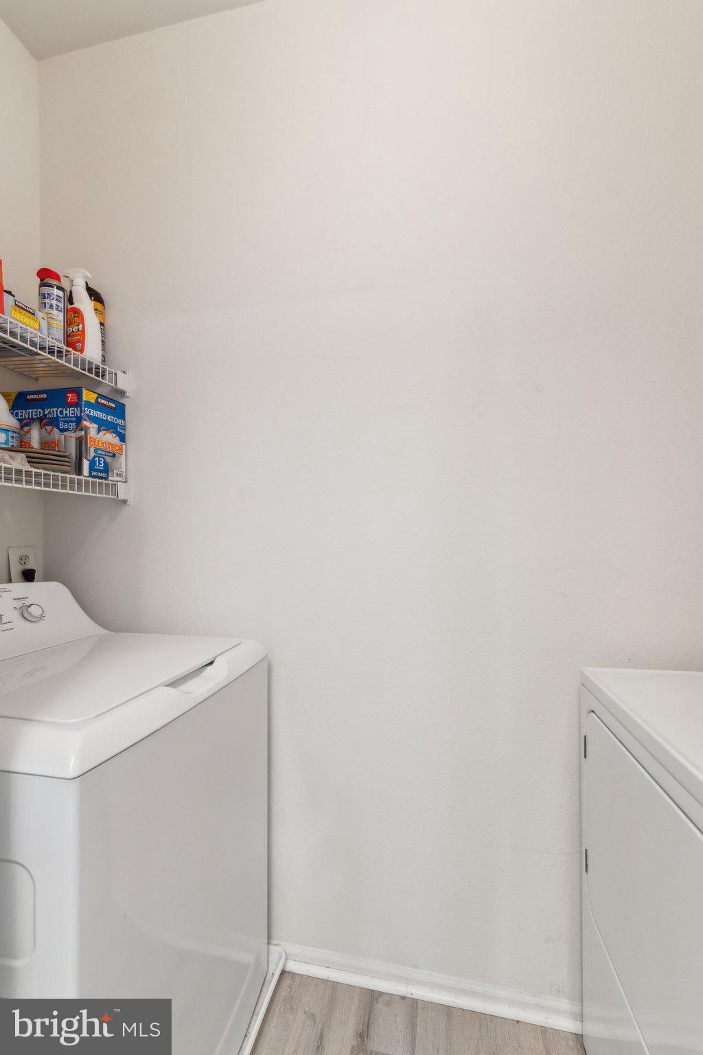 GATES OF MCLEAN - Residential Lease