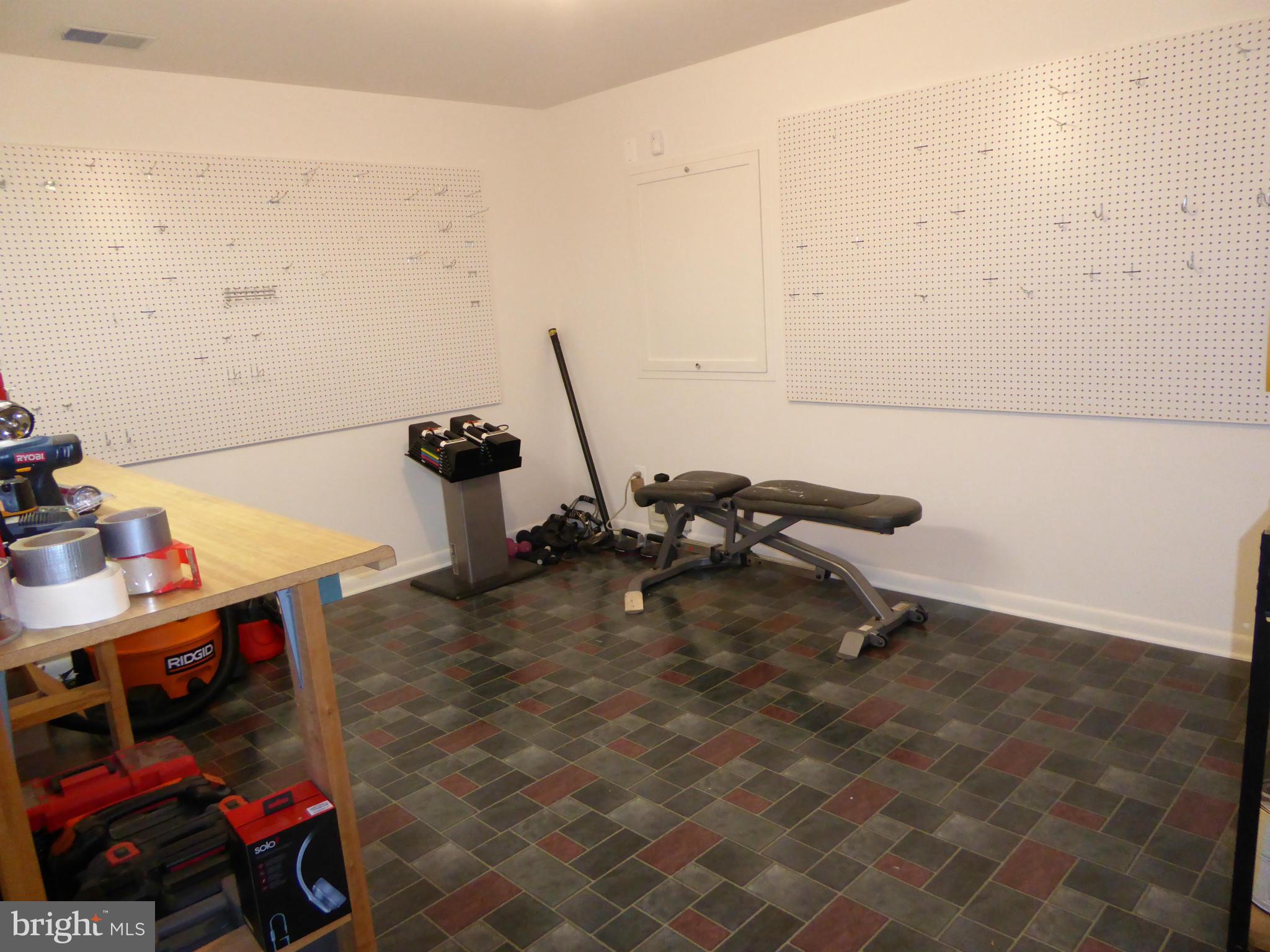 ASHLAND - Residential