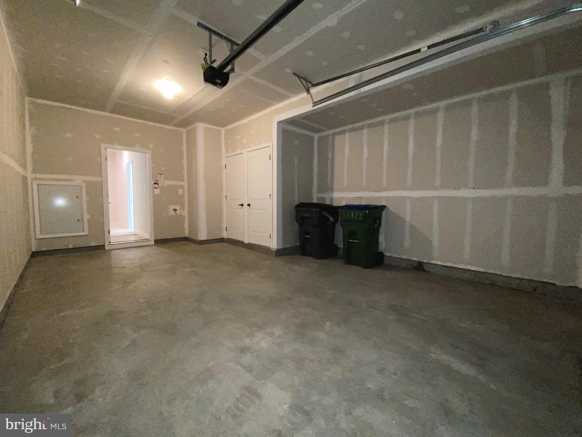 FREDERICKSBURG - Residential